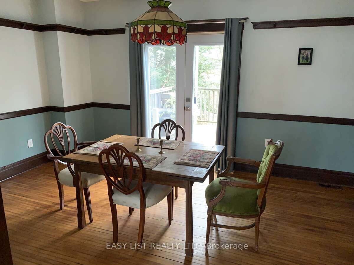 4322 Bampfield Street Property Photo 11