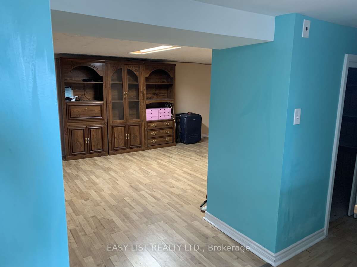 4322 Bampfield Street Property Photo 25