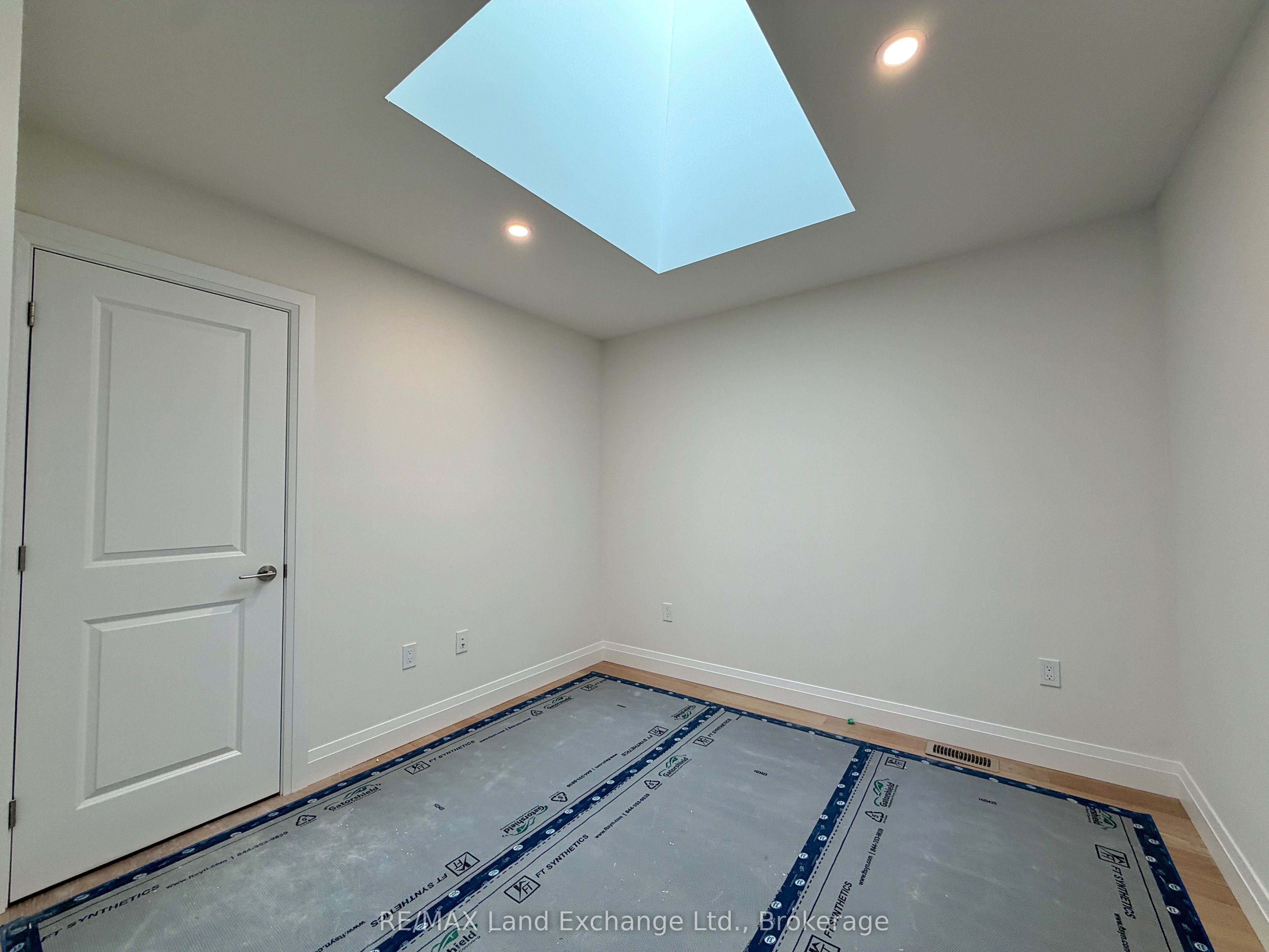 615 Hilker Street Property Photo 6