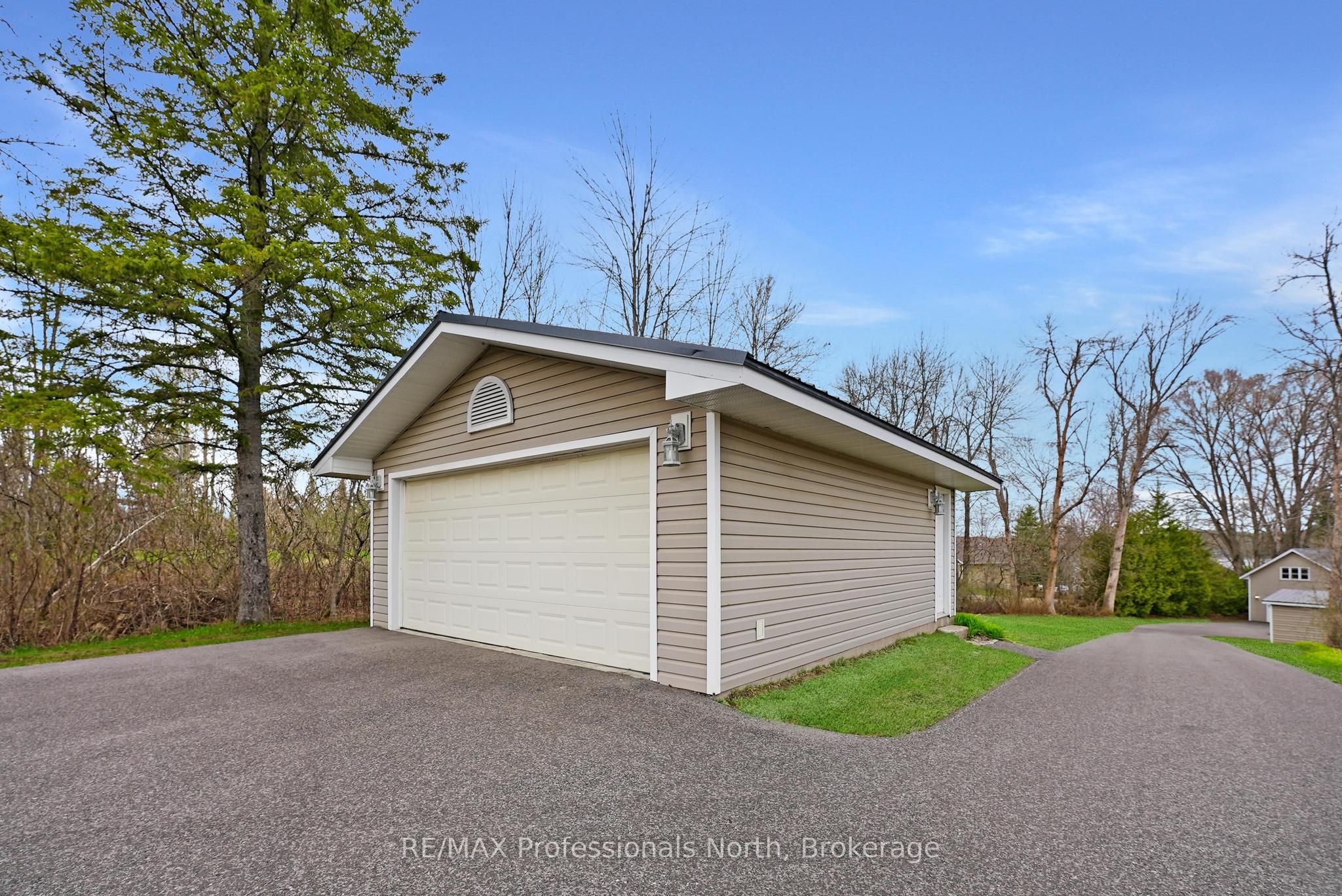 7254 Highway 35 Property Photo 8