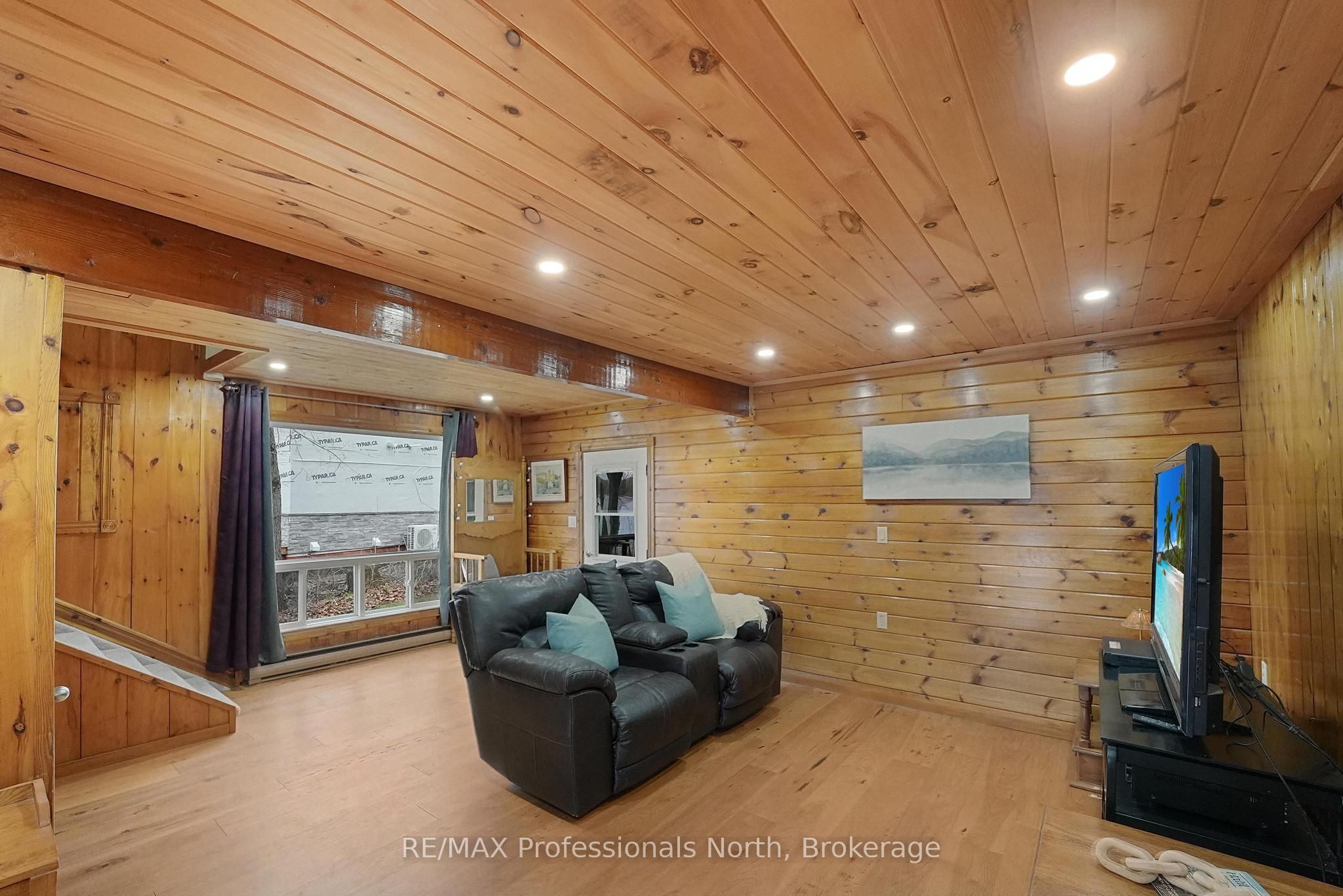 7254 Highway 35 Property Photo 10