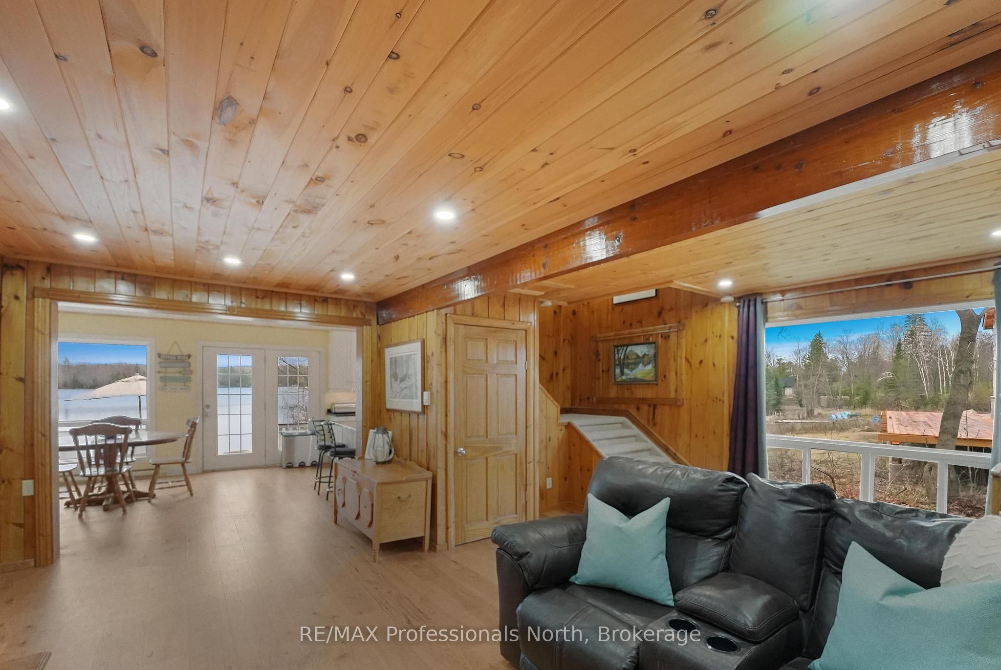 7254 Highway 35 Property Photo 11