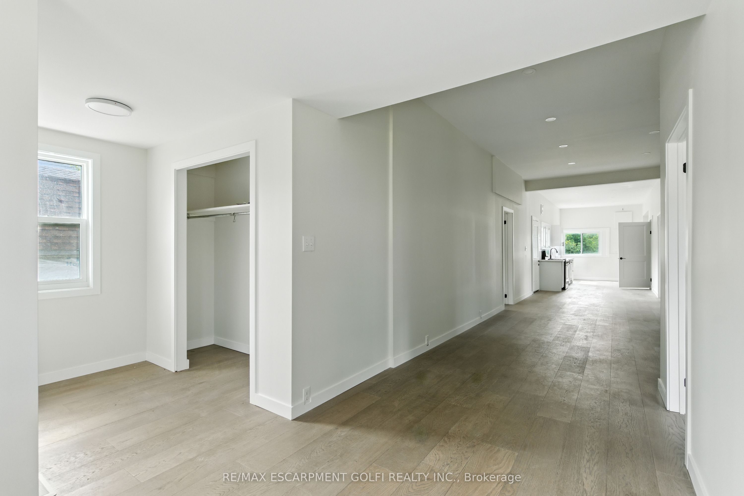 684 Beach Boulevard Property Photo 8