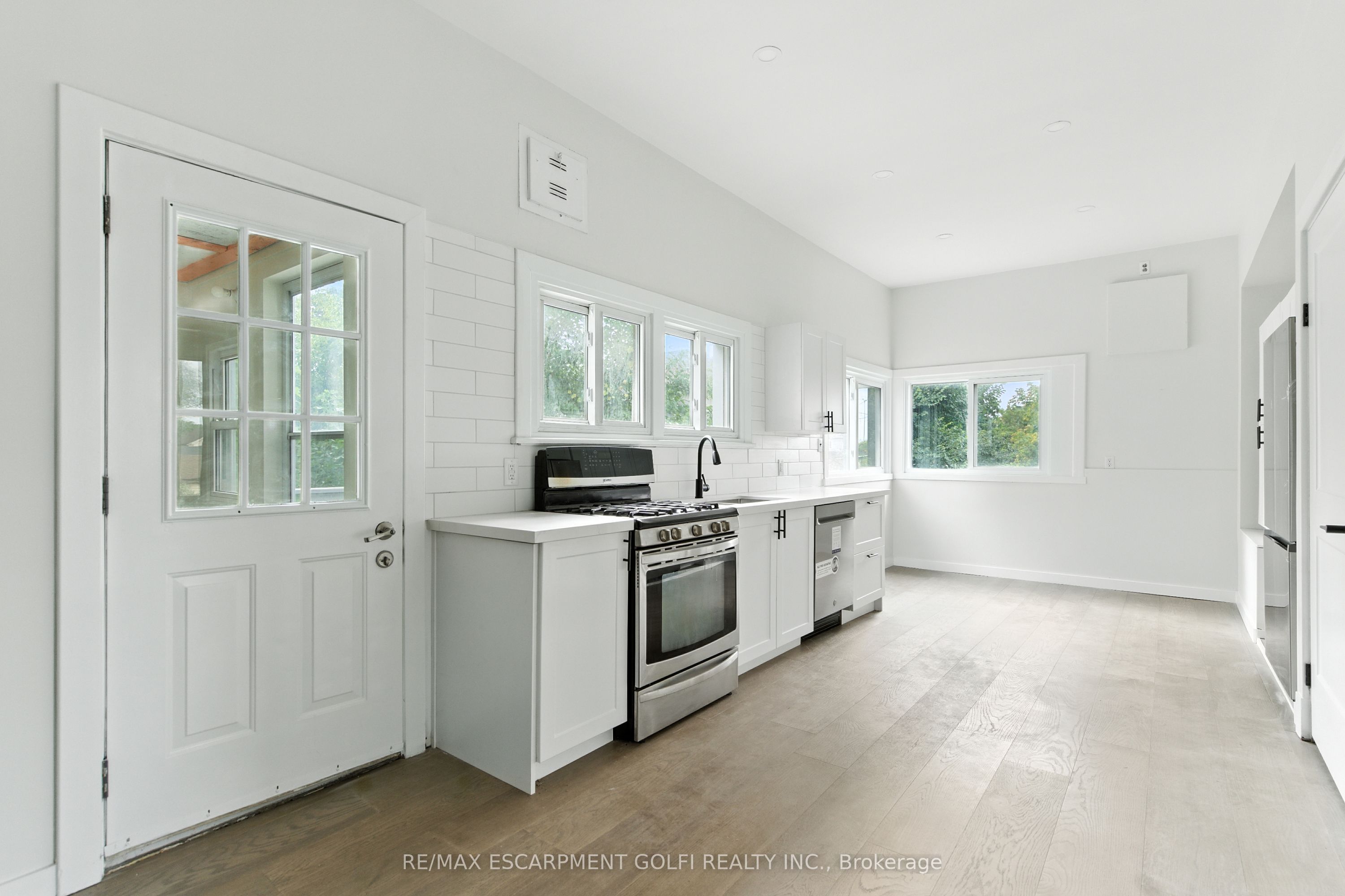 684 Beach Boulevard Property Photo 25