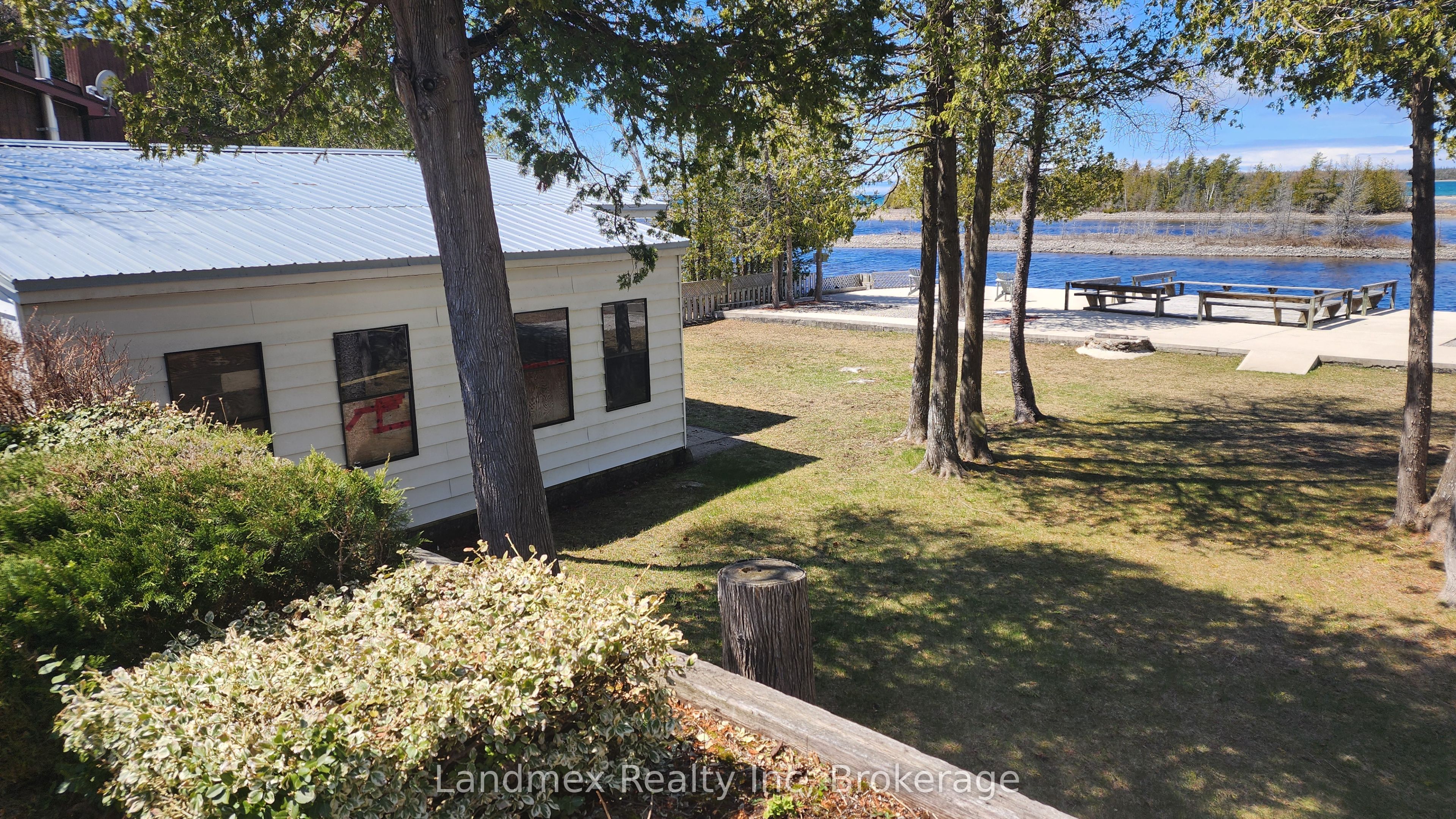 268 Dorcas Bay Road Property Photo 9