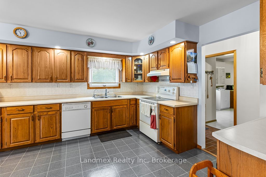 268 Dorcas Bay Road Property Photo 10
