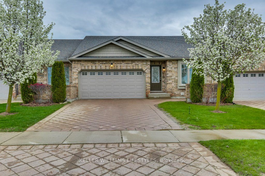 2090 Denview Avenue Property Photo 1
