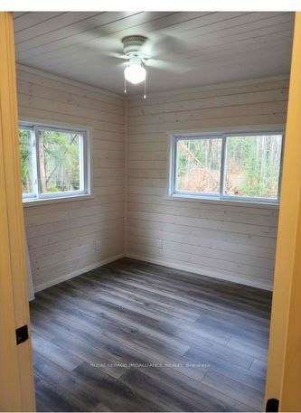 1049 South Road Property Photo 11