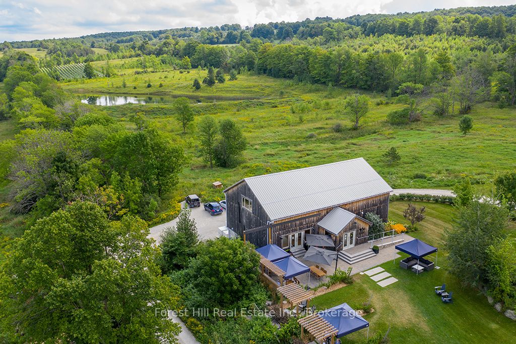 415763 10th Line Property Photo 7