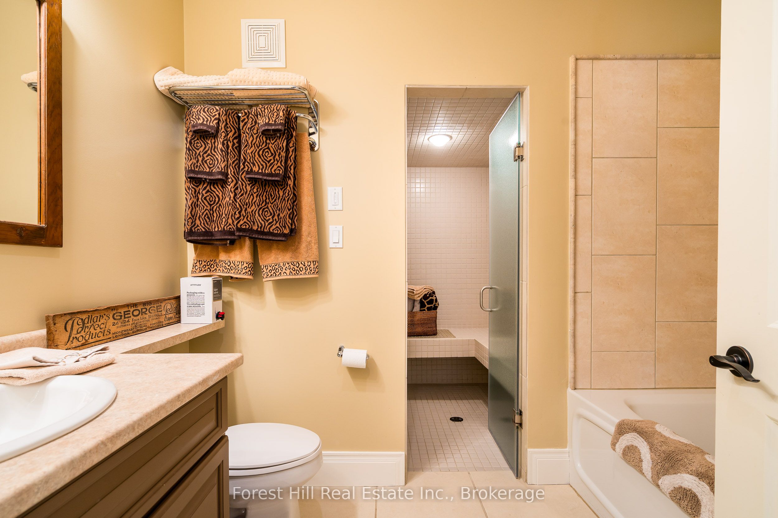415763 10th Line Property Photo 42