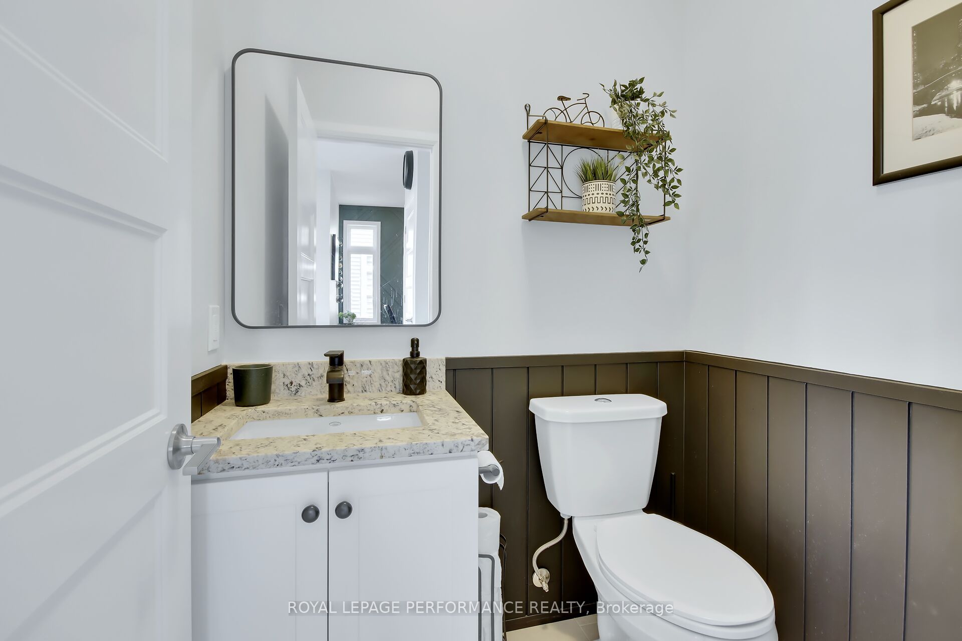 643 Parkview Terrace Property Photo 14