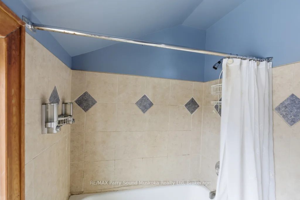 132 Lawson Drive Property Photo 28
