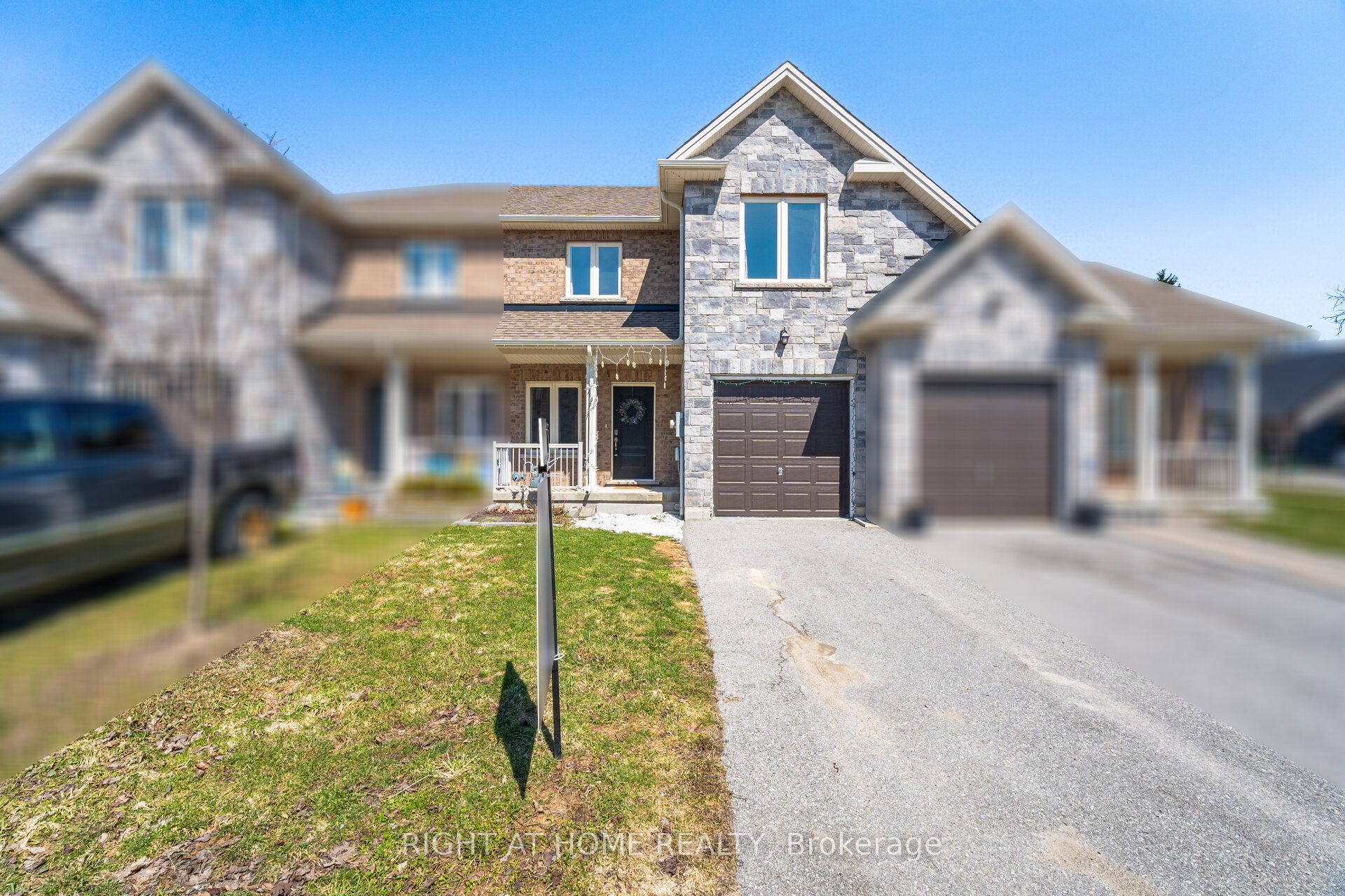 165 Berkshire Drive Property Photo 2