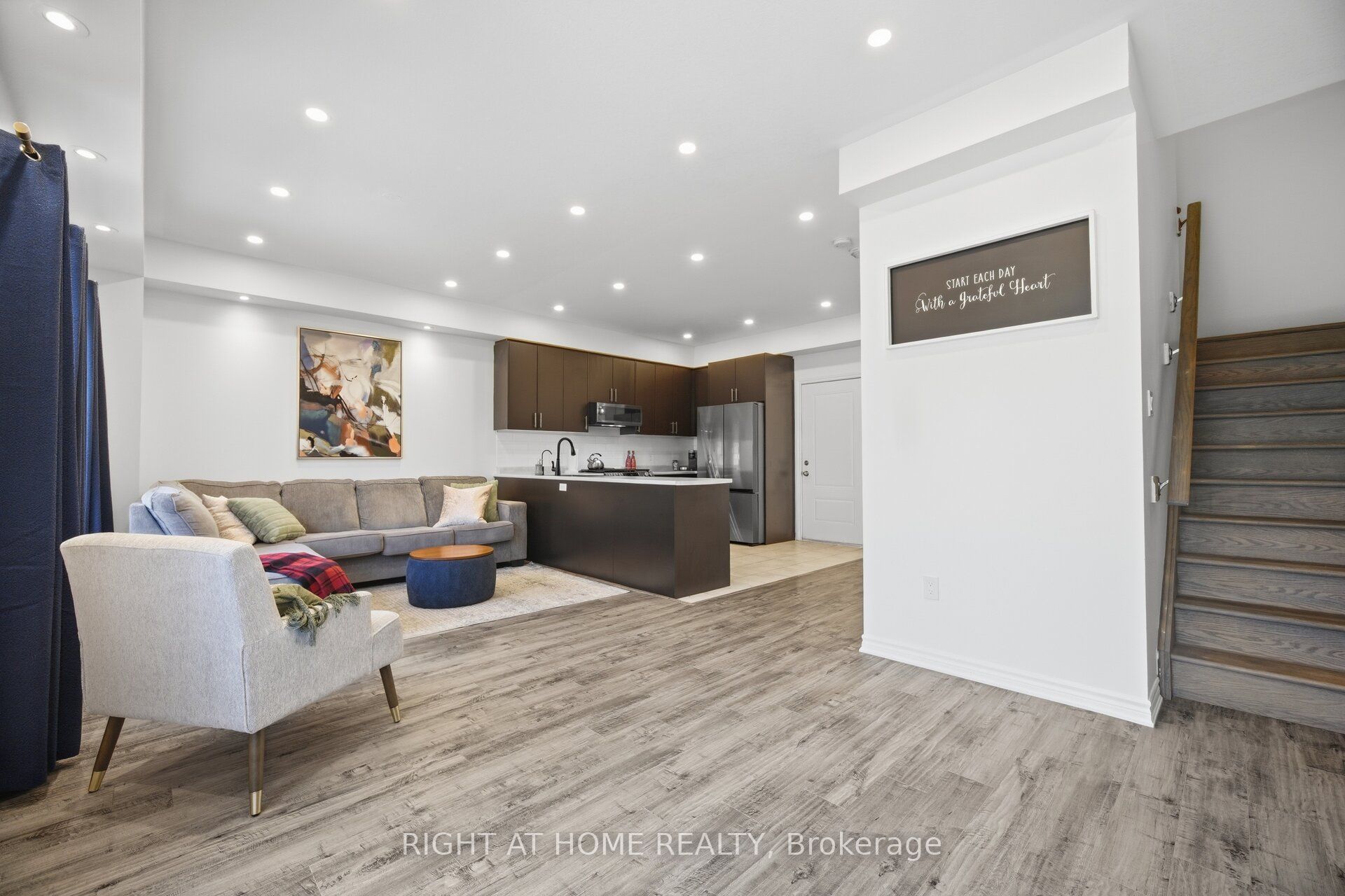 165 Berkshire Drive Property Photo 19