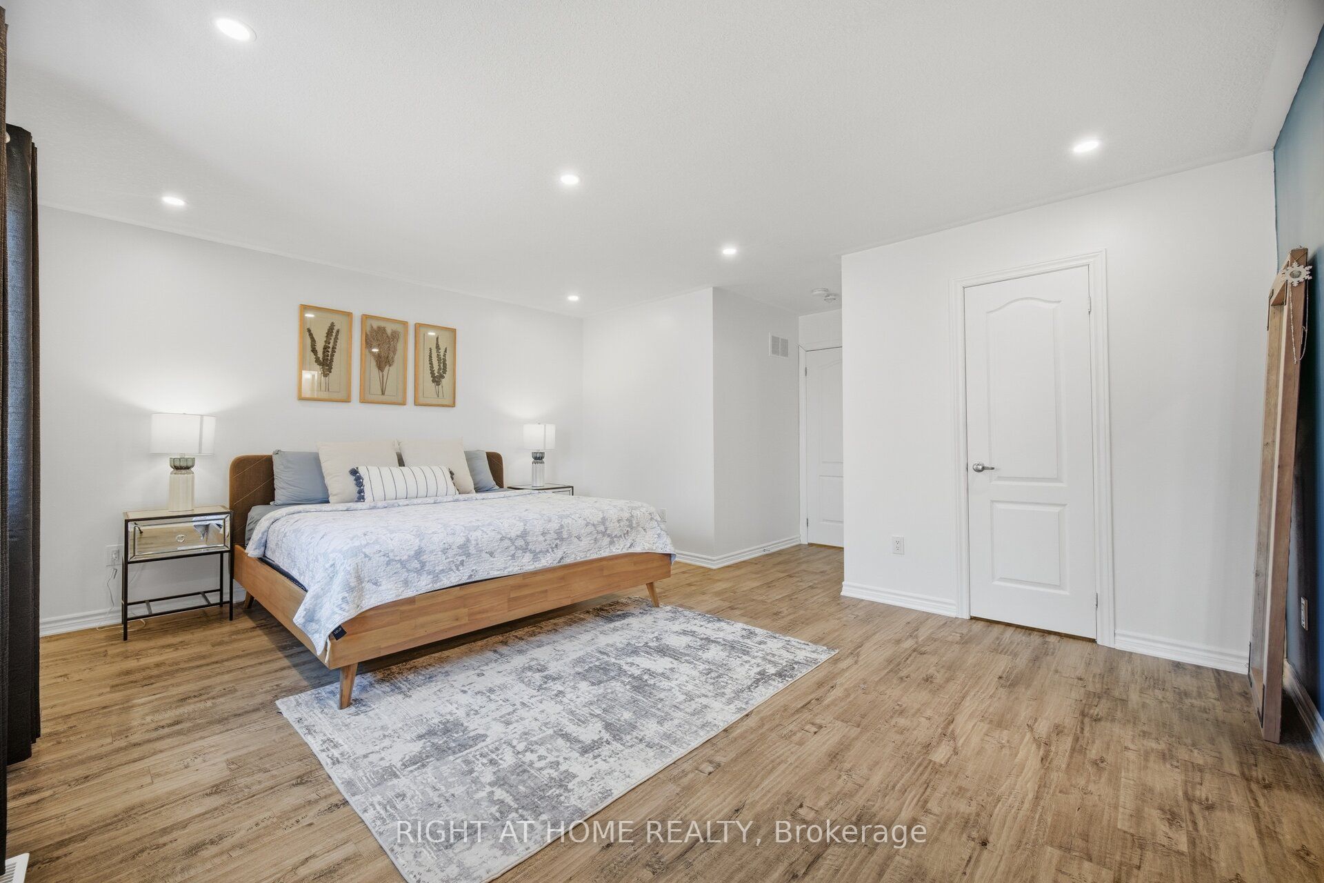 165 Berkshire Drive Property Photo 24