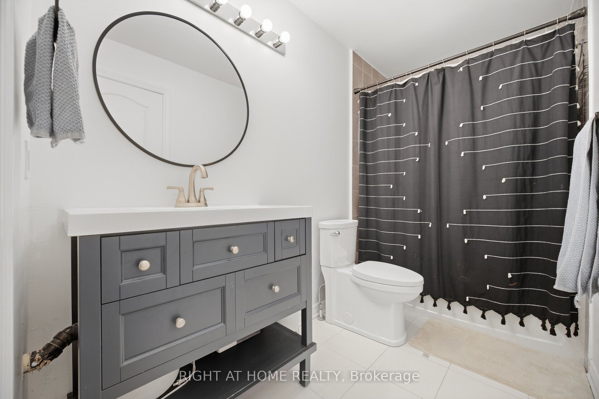 165 Berkshire Drive Property Photo 26