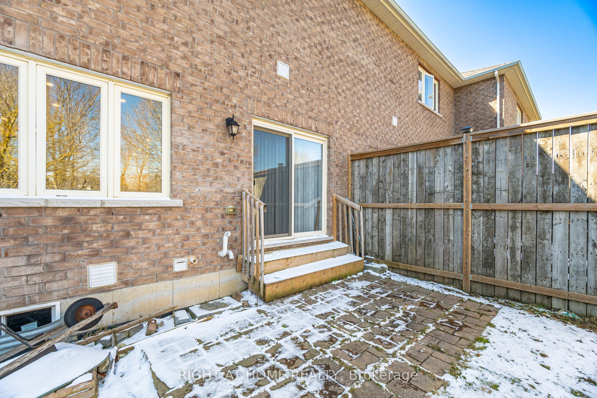 165 Berkshire Drive Property Photo 40