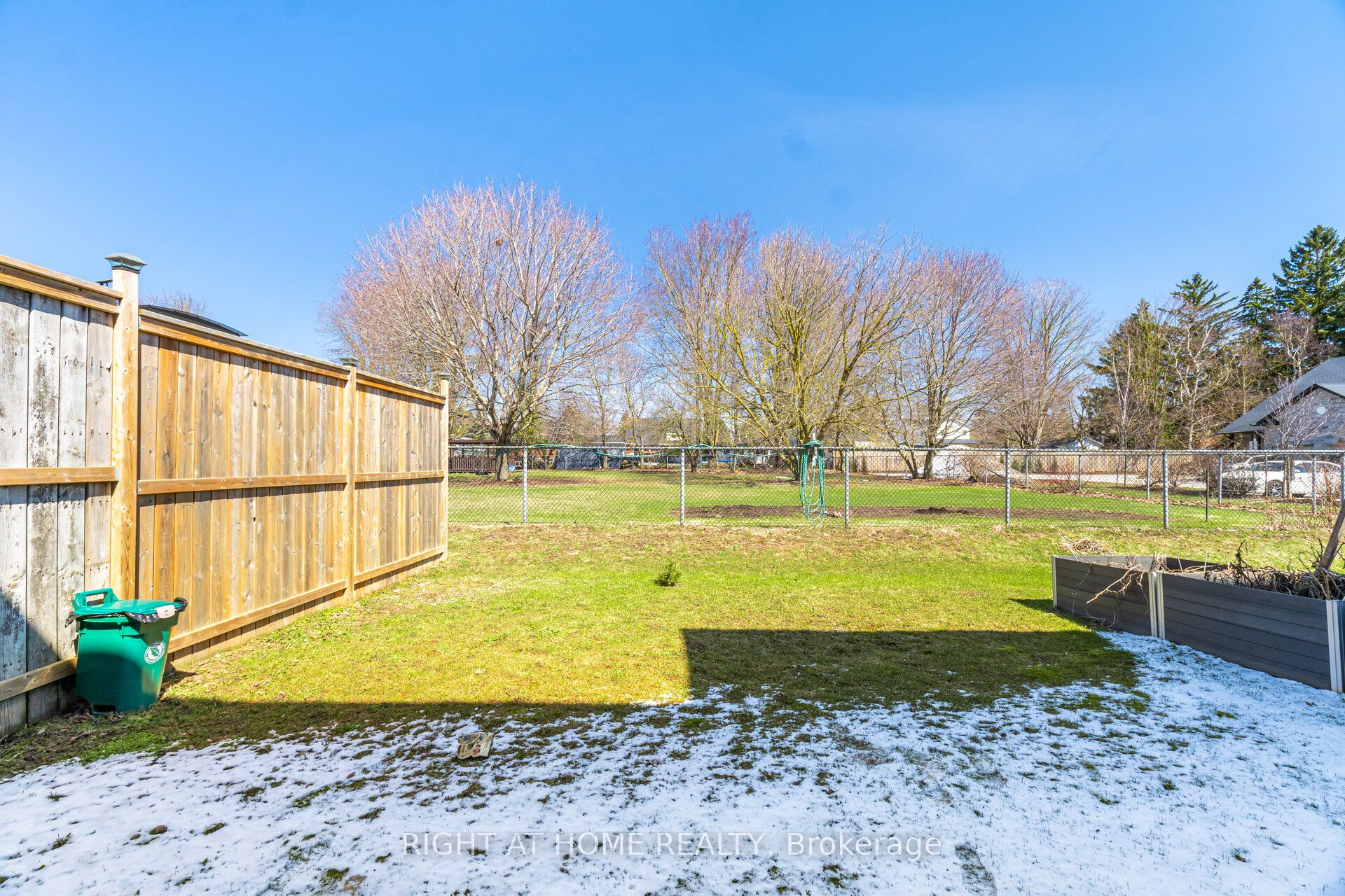 165 Berkshire Drive Property Photo 41