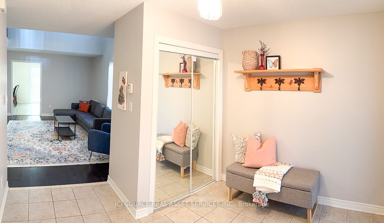98 Summers Drive Property Photo 2