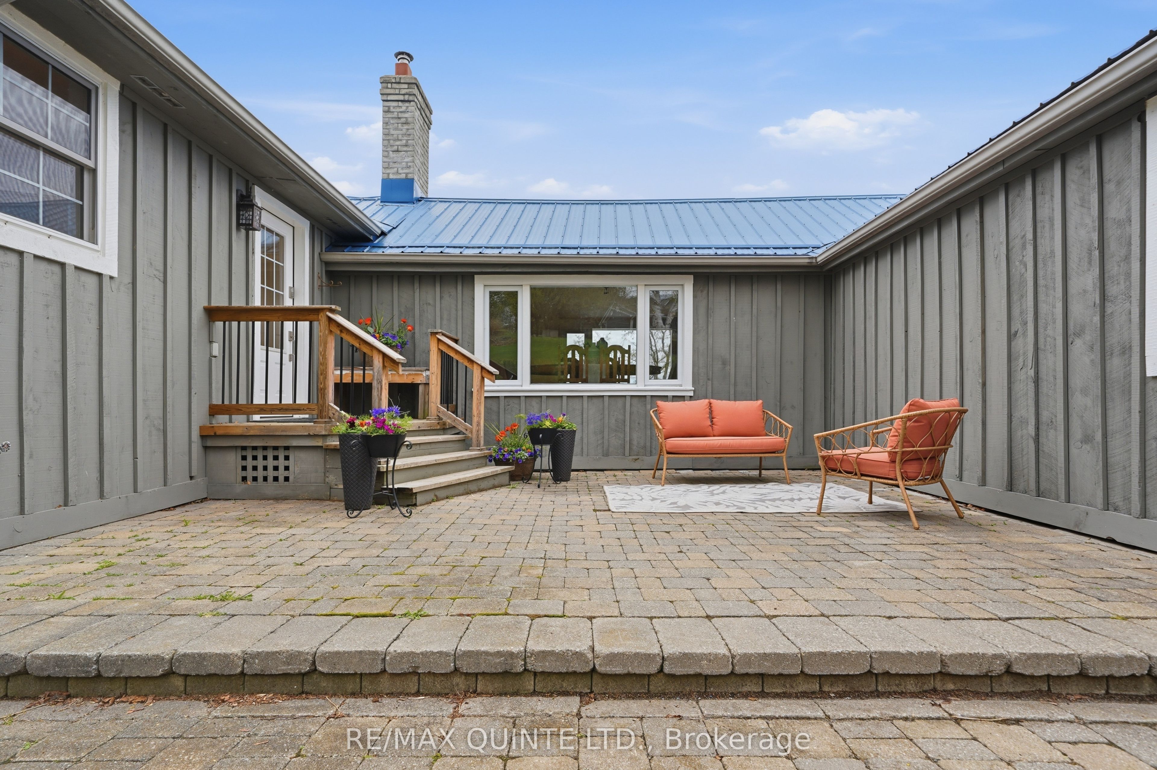 5 Hermon Lane Property Photo 10