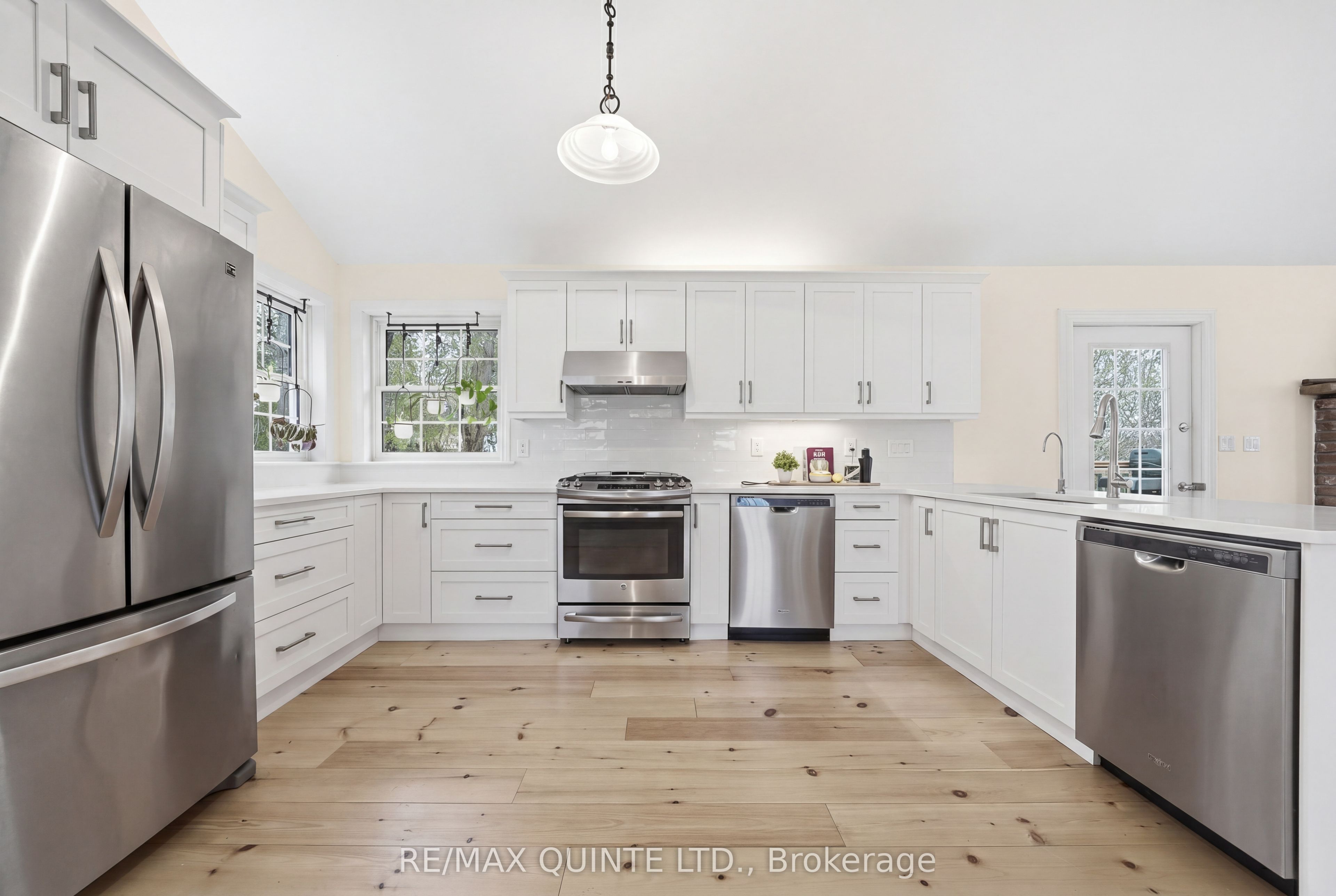 5 Hermon Lane Property Photo 14