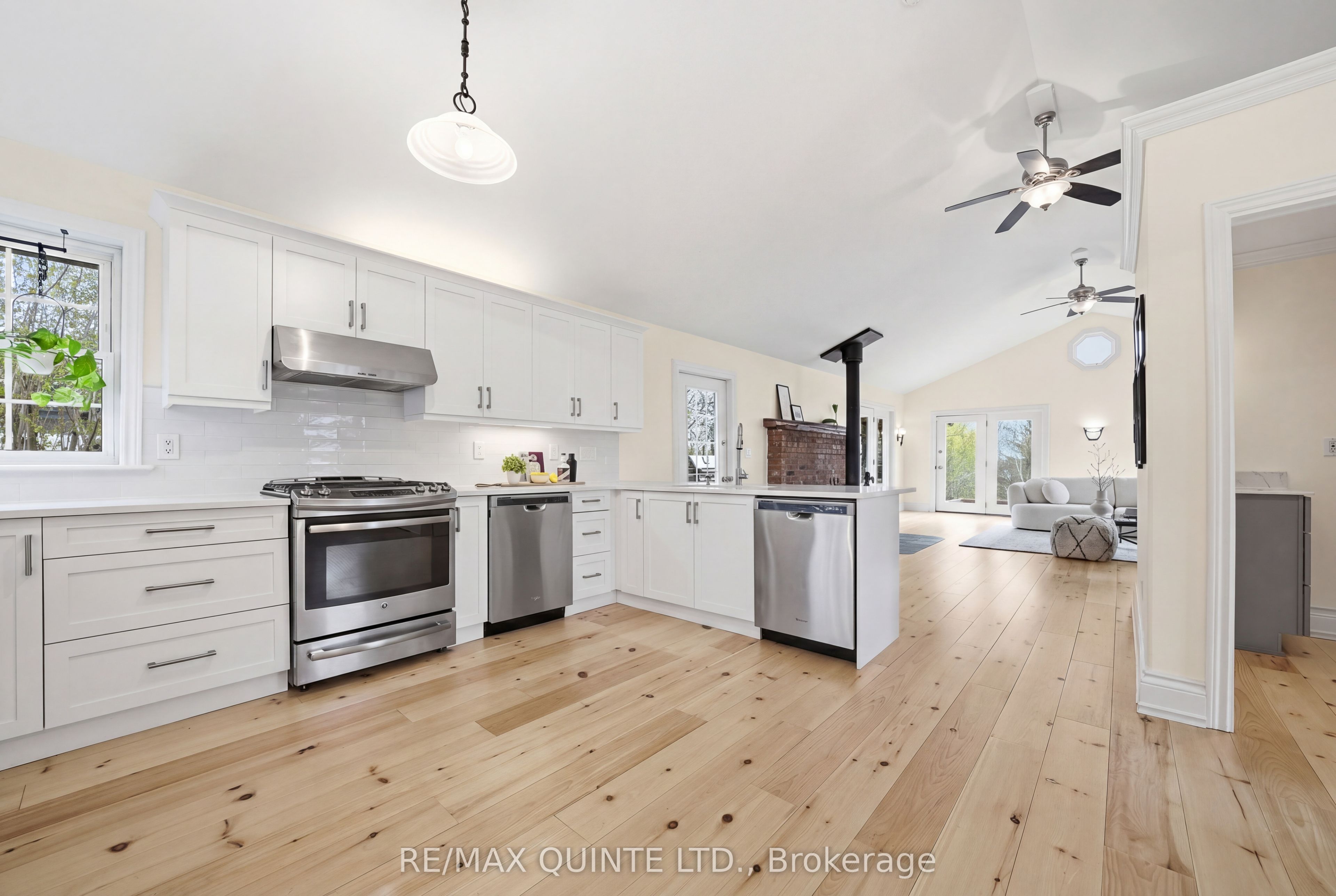 5 Hermon Lane Property Photo 15