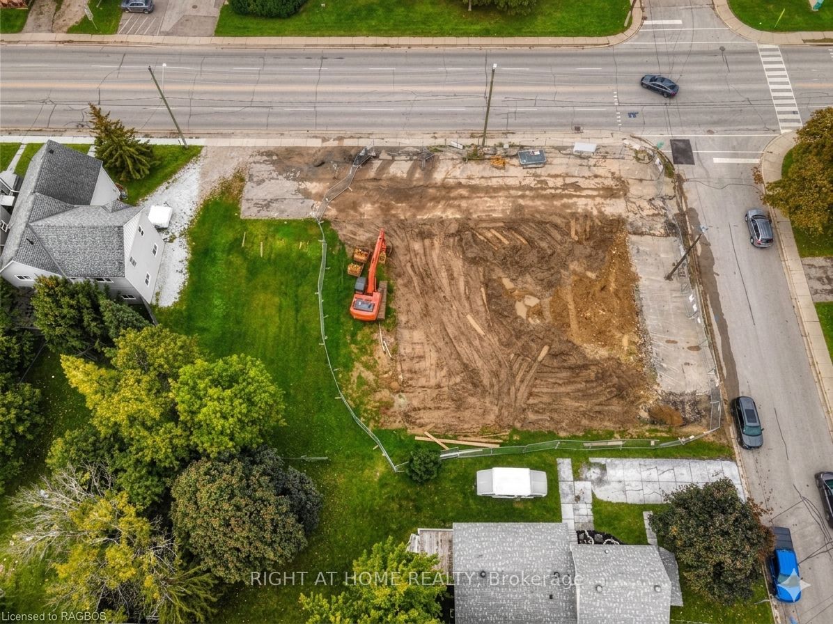 1543 9th Avenue E Property Photo 1
