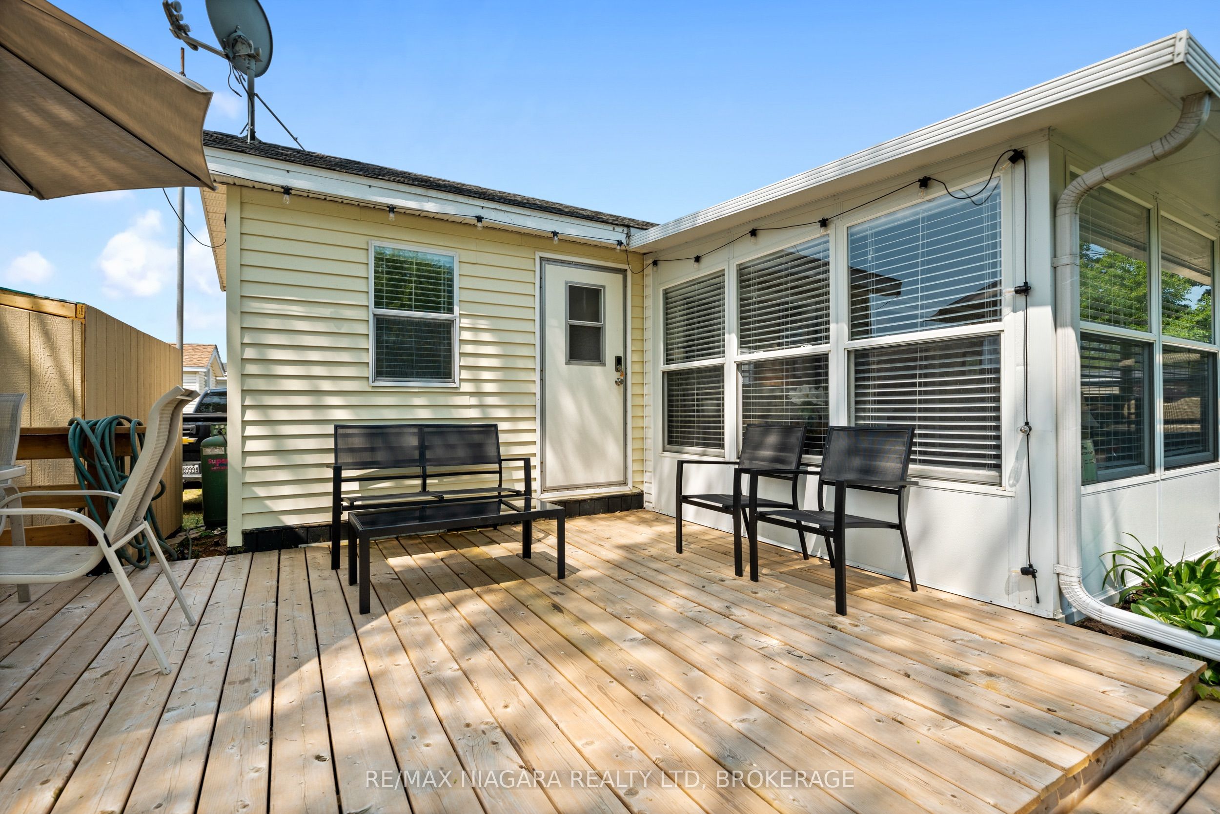 28 Mariner Crescent Property Photo 27