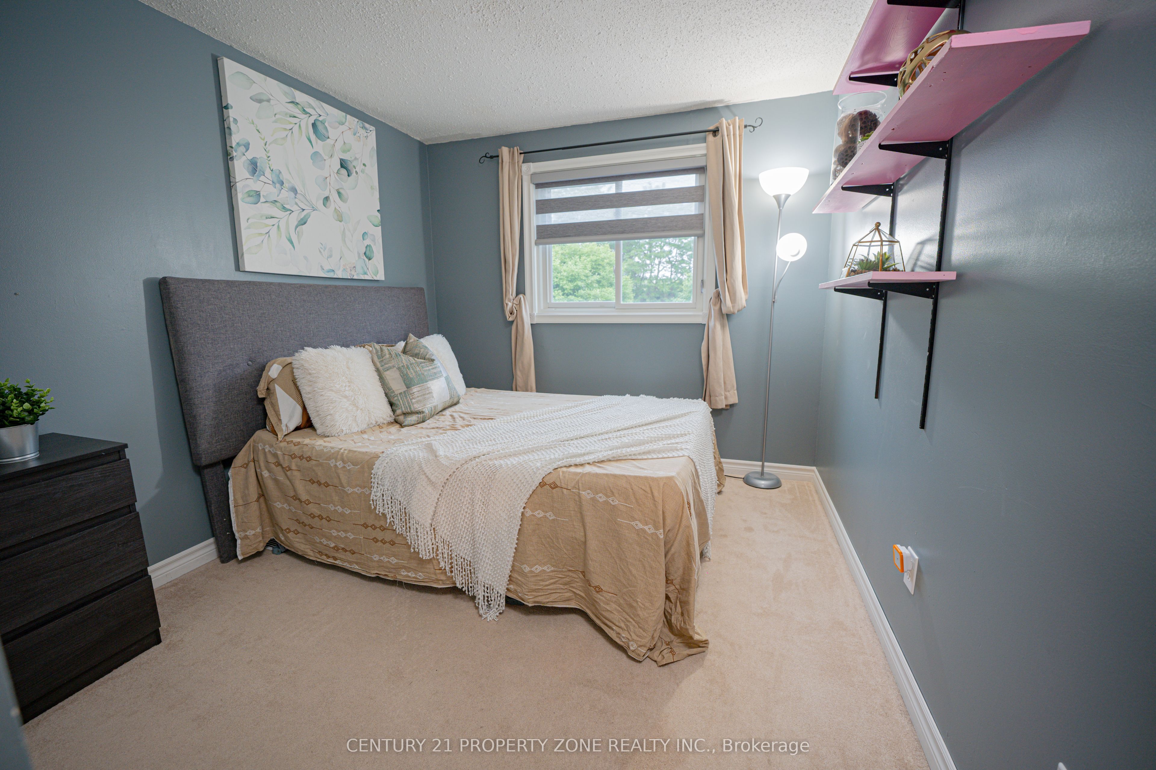 92 Highland Crescent Property Photo 14