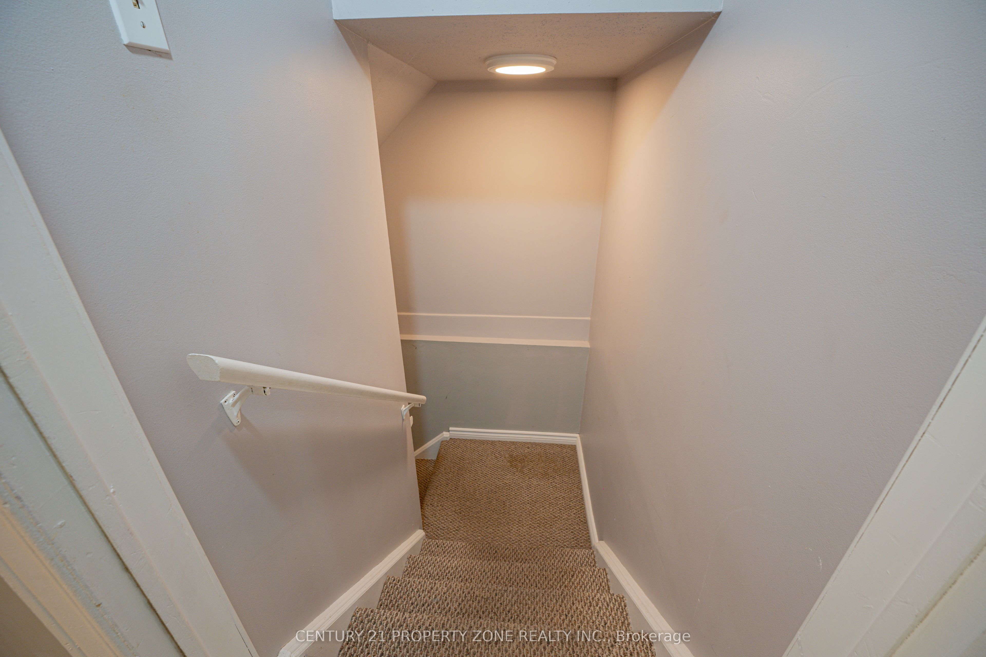 92 Highland Crescent Property Photo 18