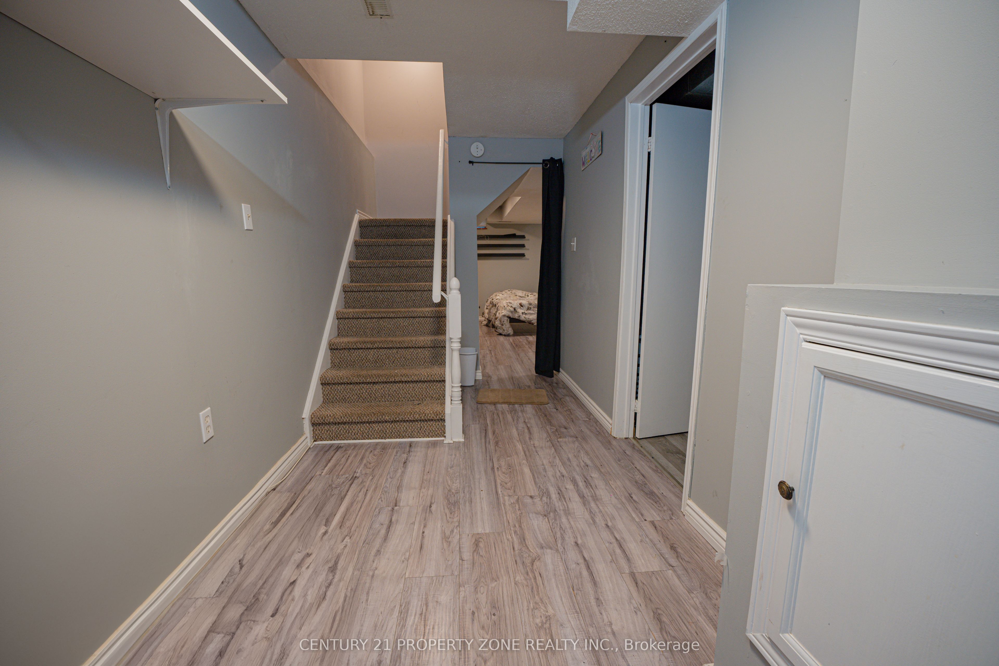 92 Highland Crescent Property Photo 19