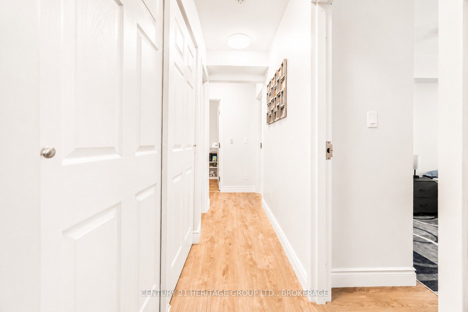 573 Armstrong Road 203 Property Photo 12