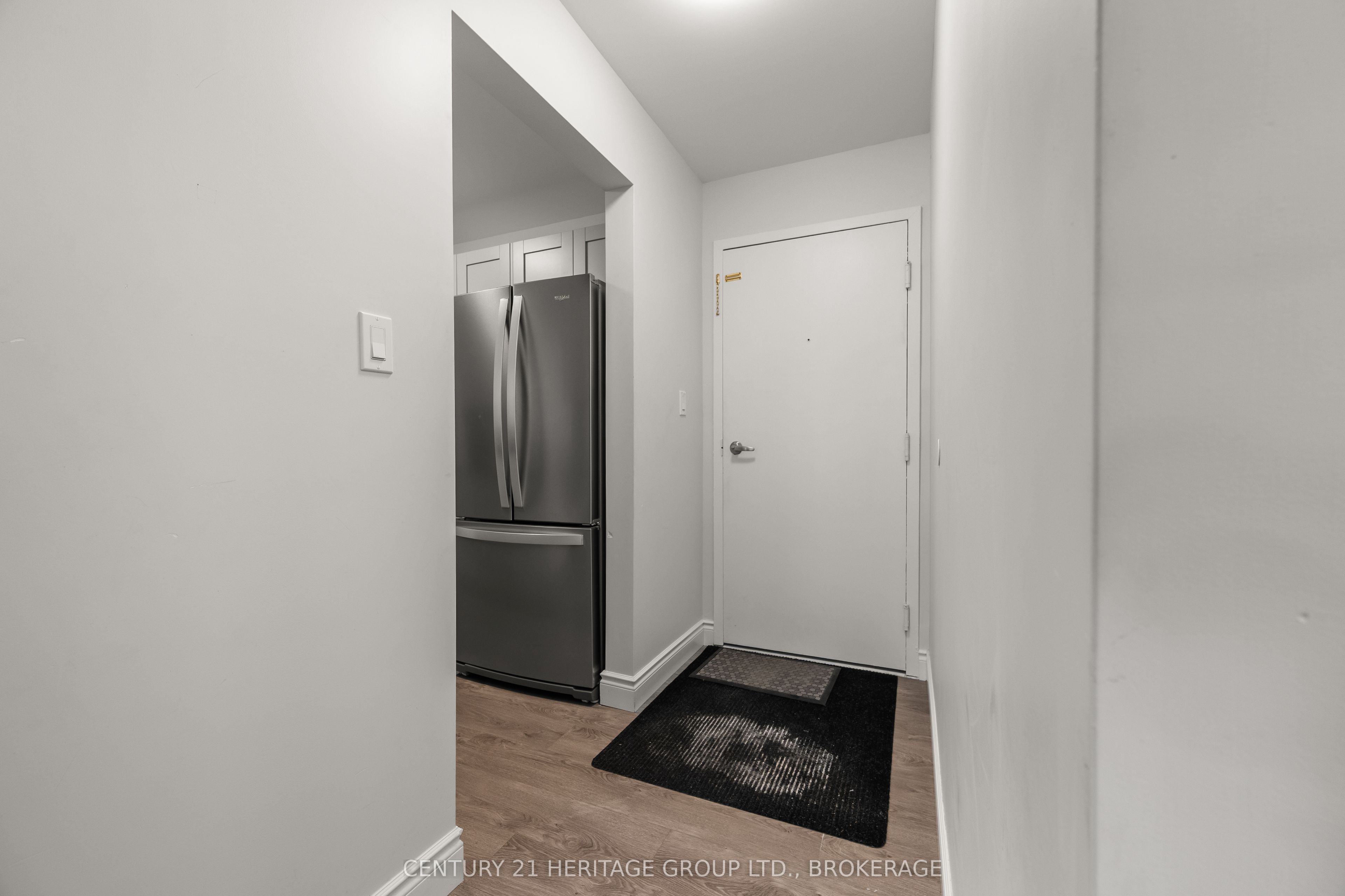 573 Armstrong Road 203 Property Photo 15