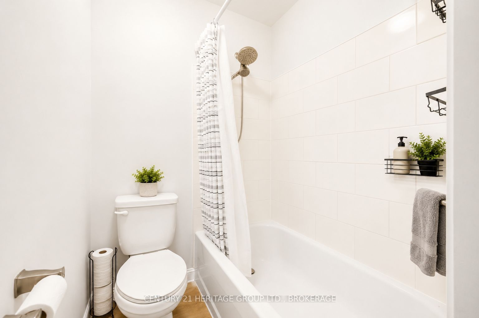 573 Armstrong Road 203 Property Photo 18
