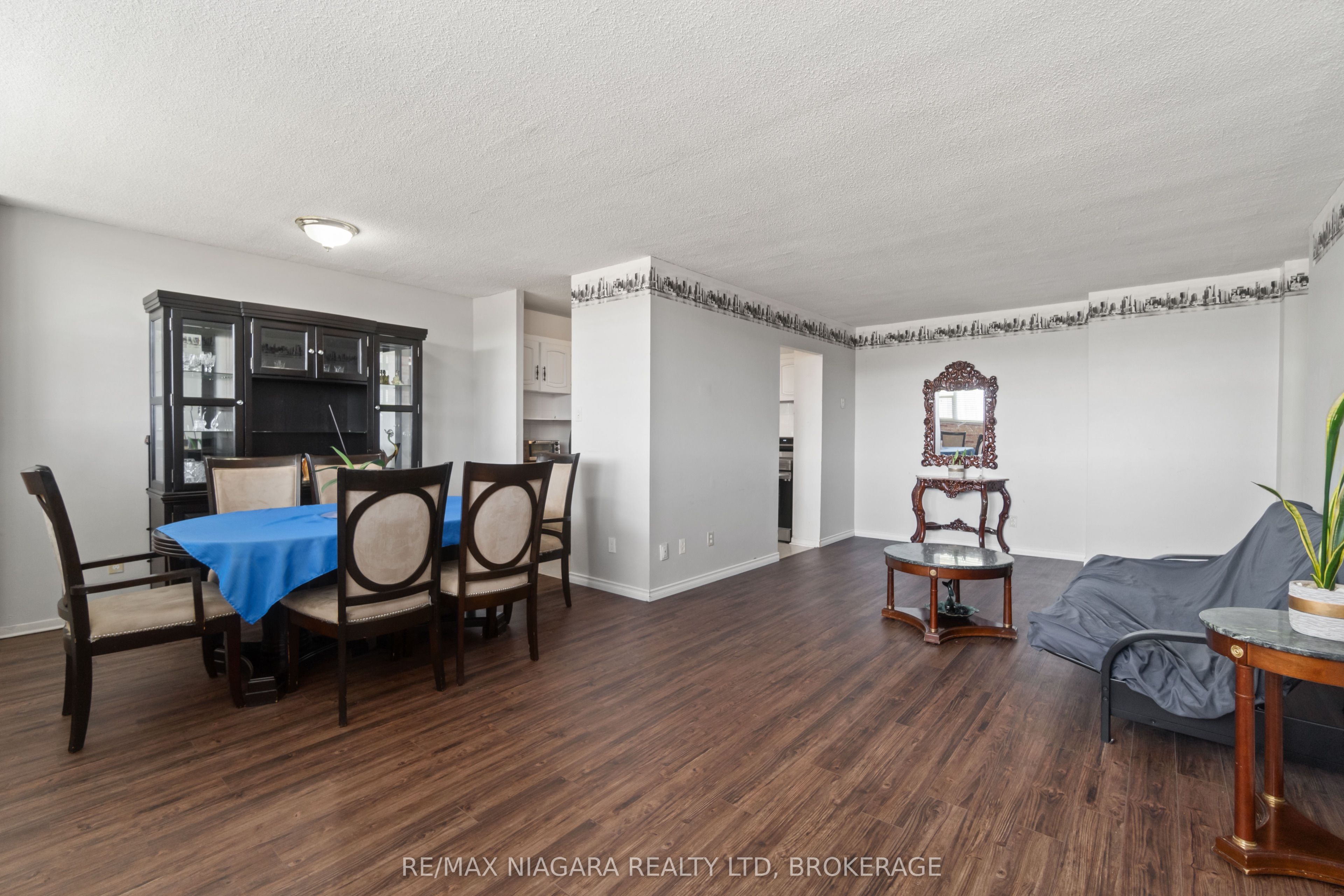 215 Glenridge Avenue 409 Property Photo 19