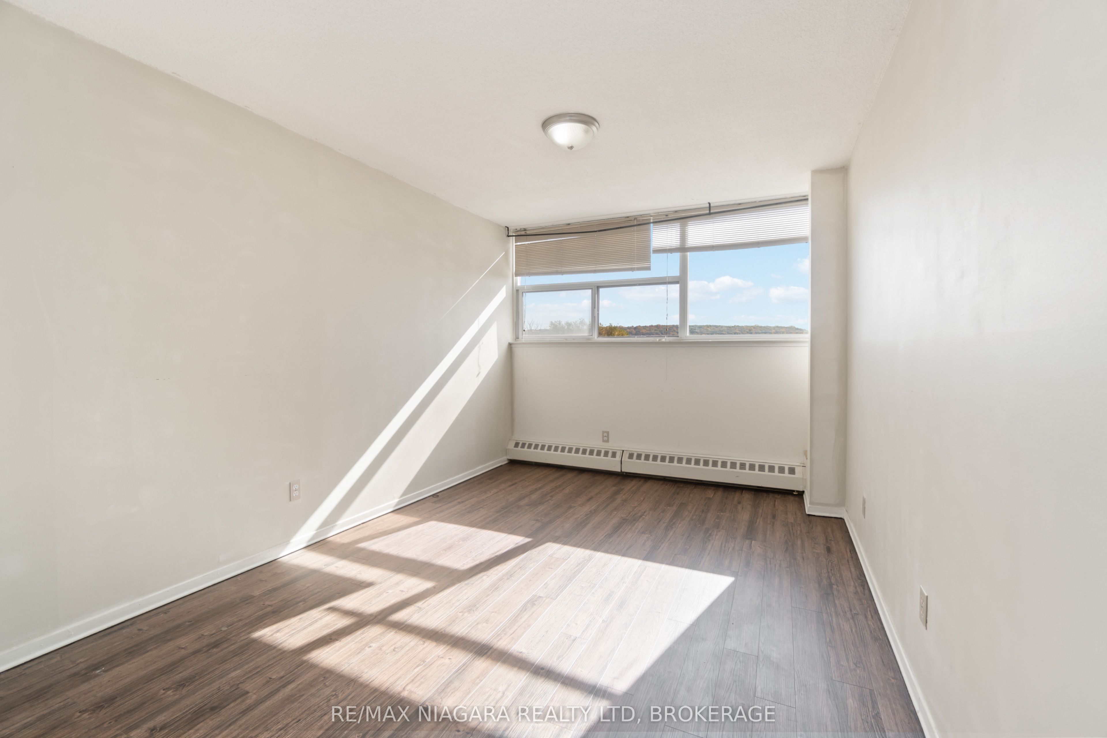 215 Glenridge Avenue 409 Property Photo 25