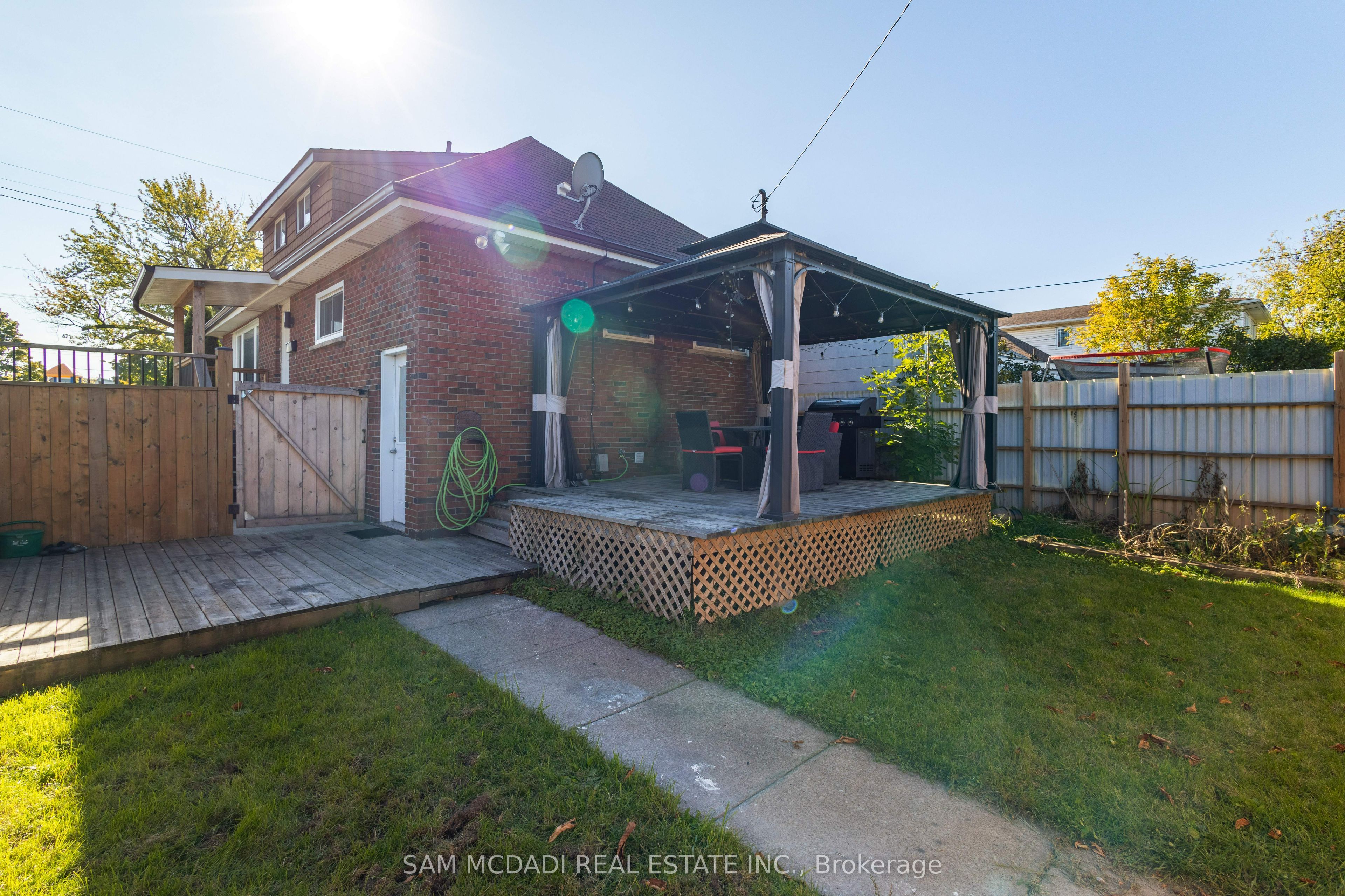 55 Allan Avenue Property Photo 4