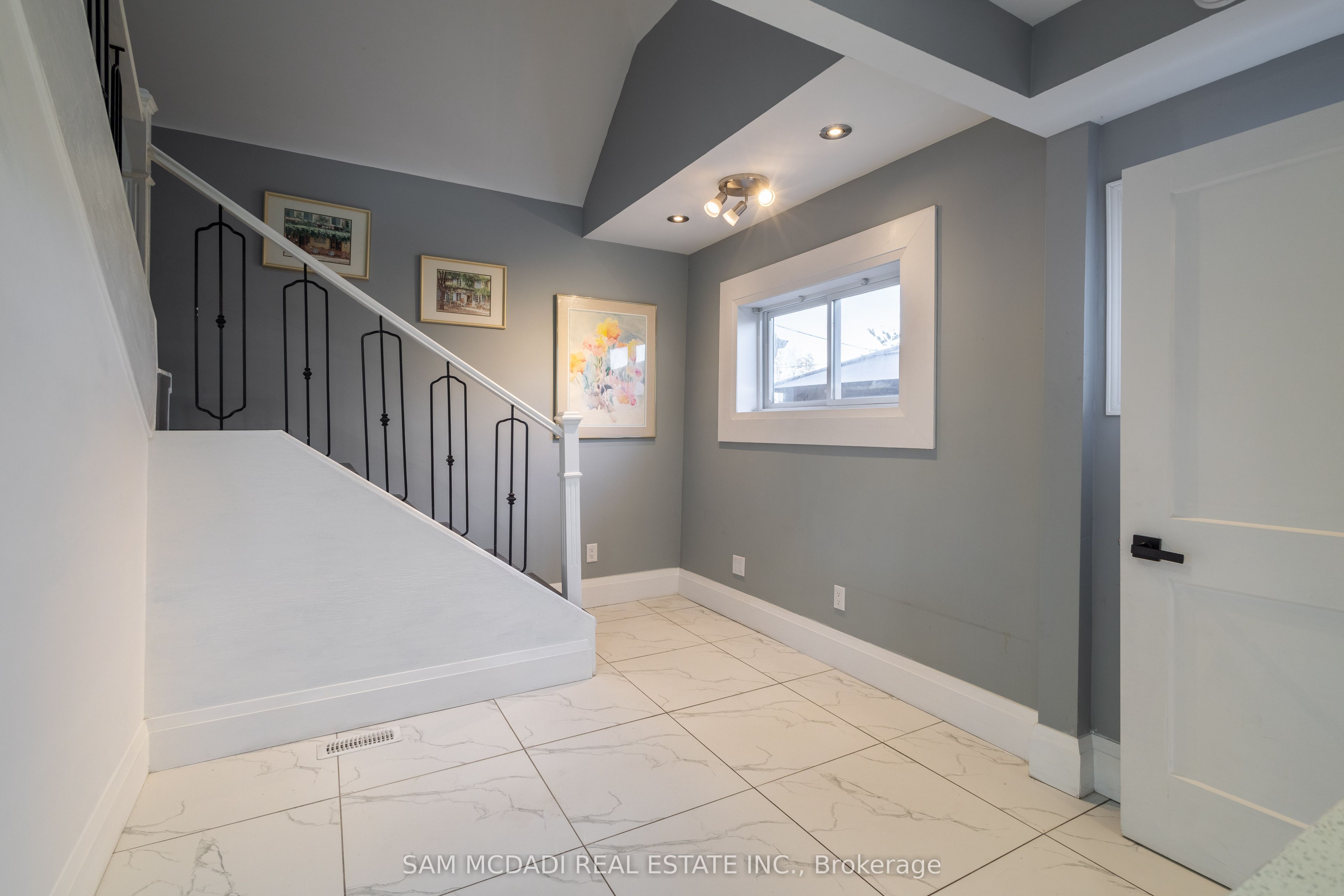 55 Allan Avenue Property Photo 14