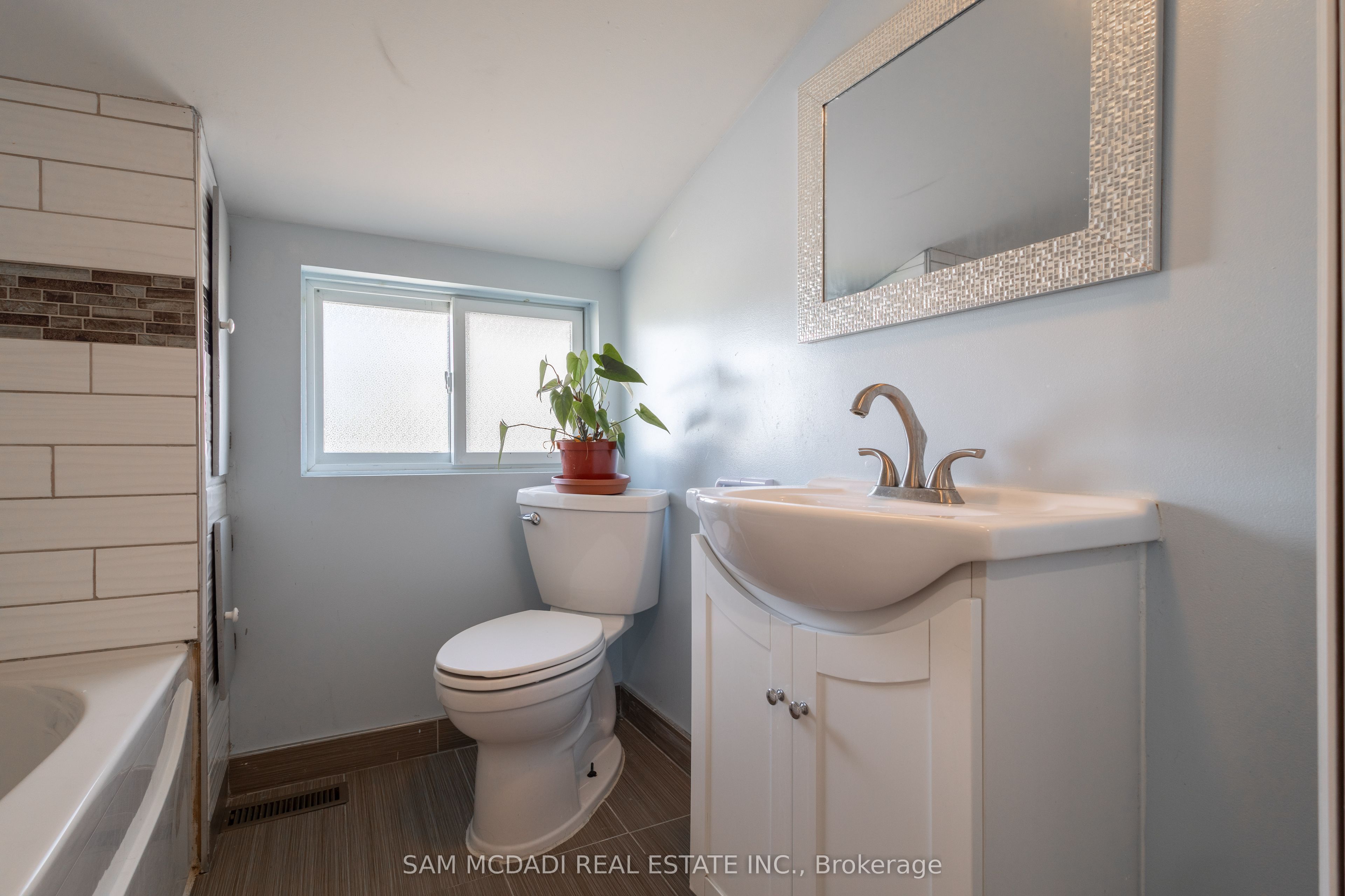 55 Allan Avenue Property Photo 22