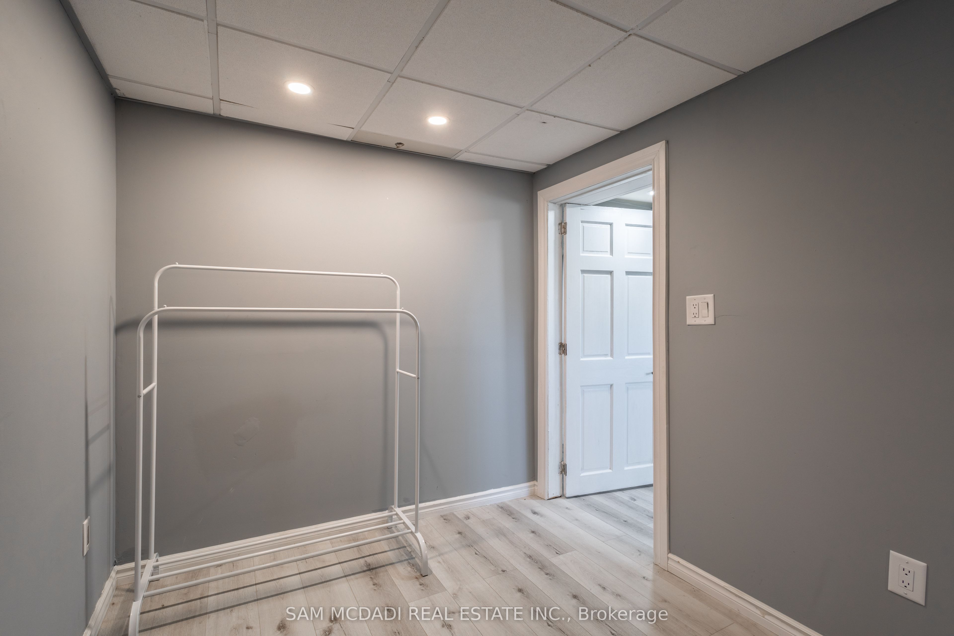 55 Allan Avenue Property Photo 32