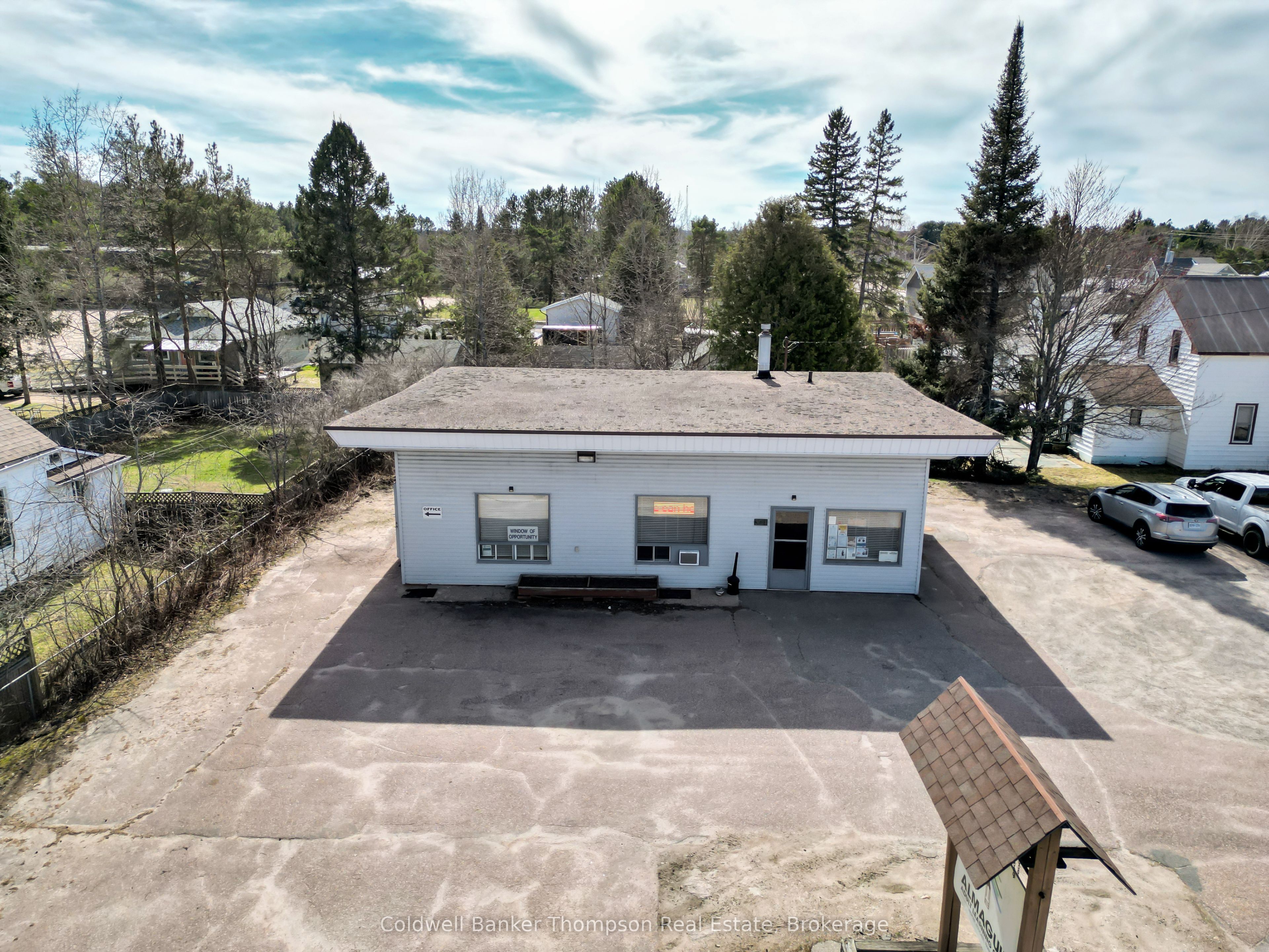 324 Highway 124 Property Photo 2