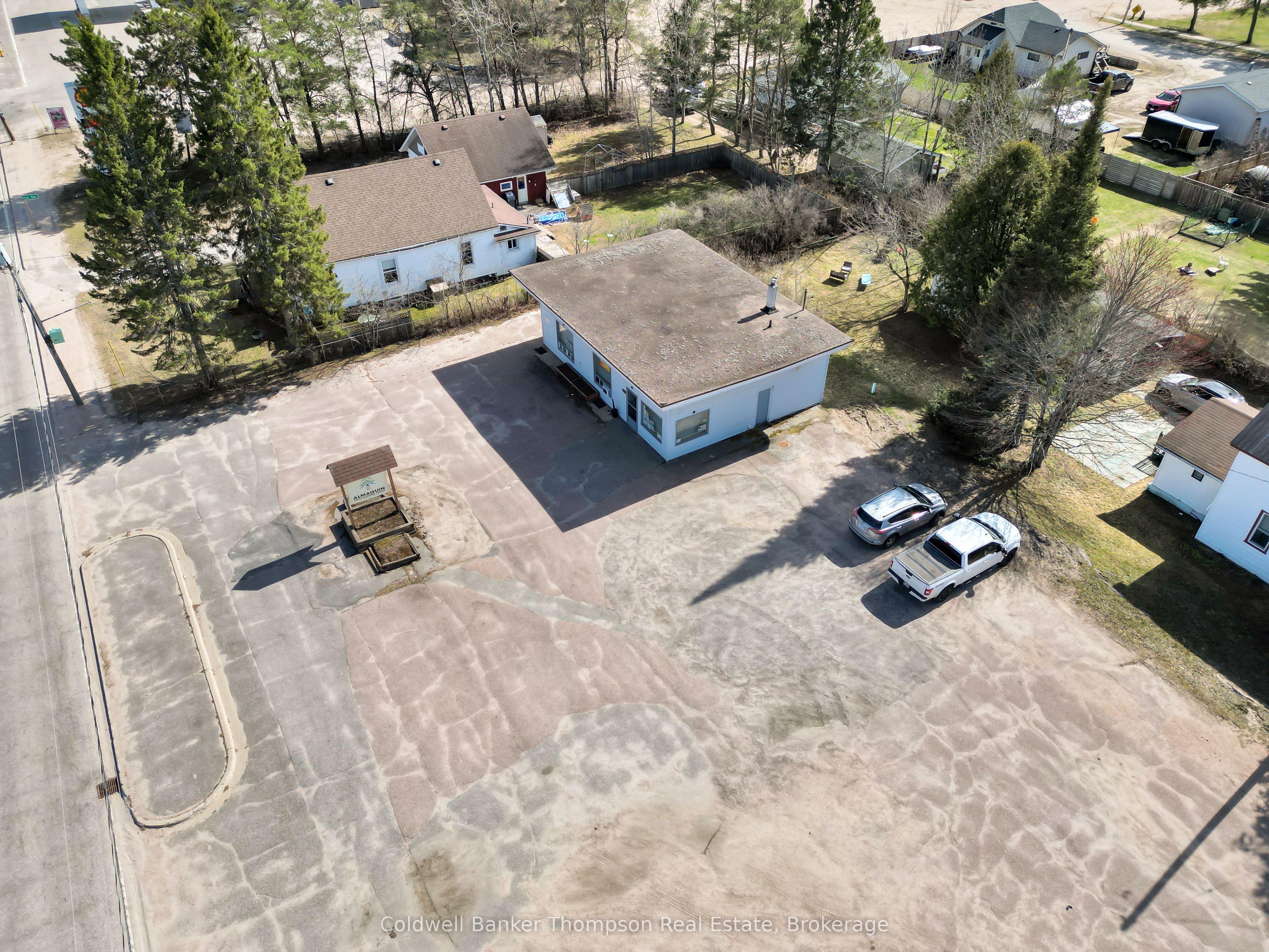 324 Highway 124 Property Photo 3