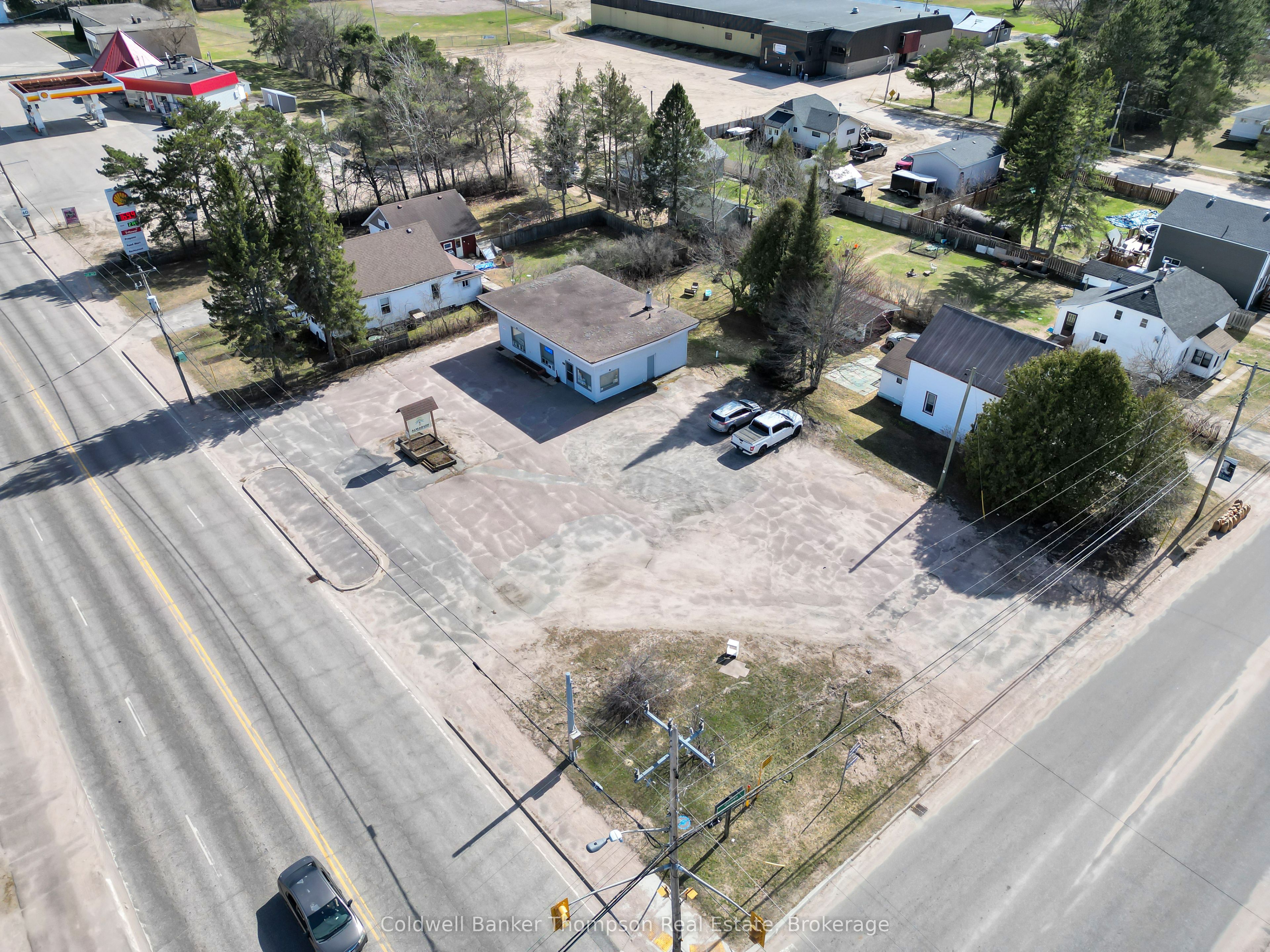 324 Highway 124 Property Photo 4