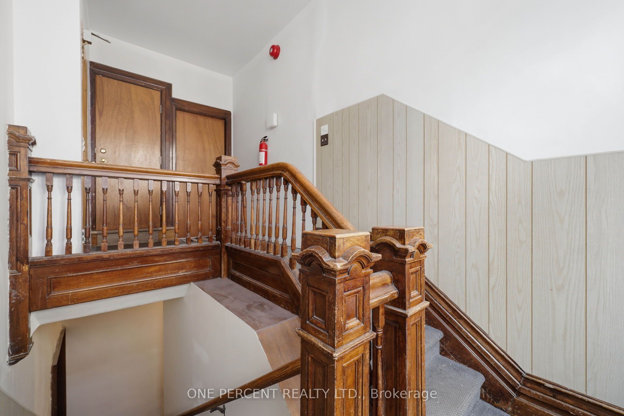 305 Central Avenue Property Photo 15