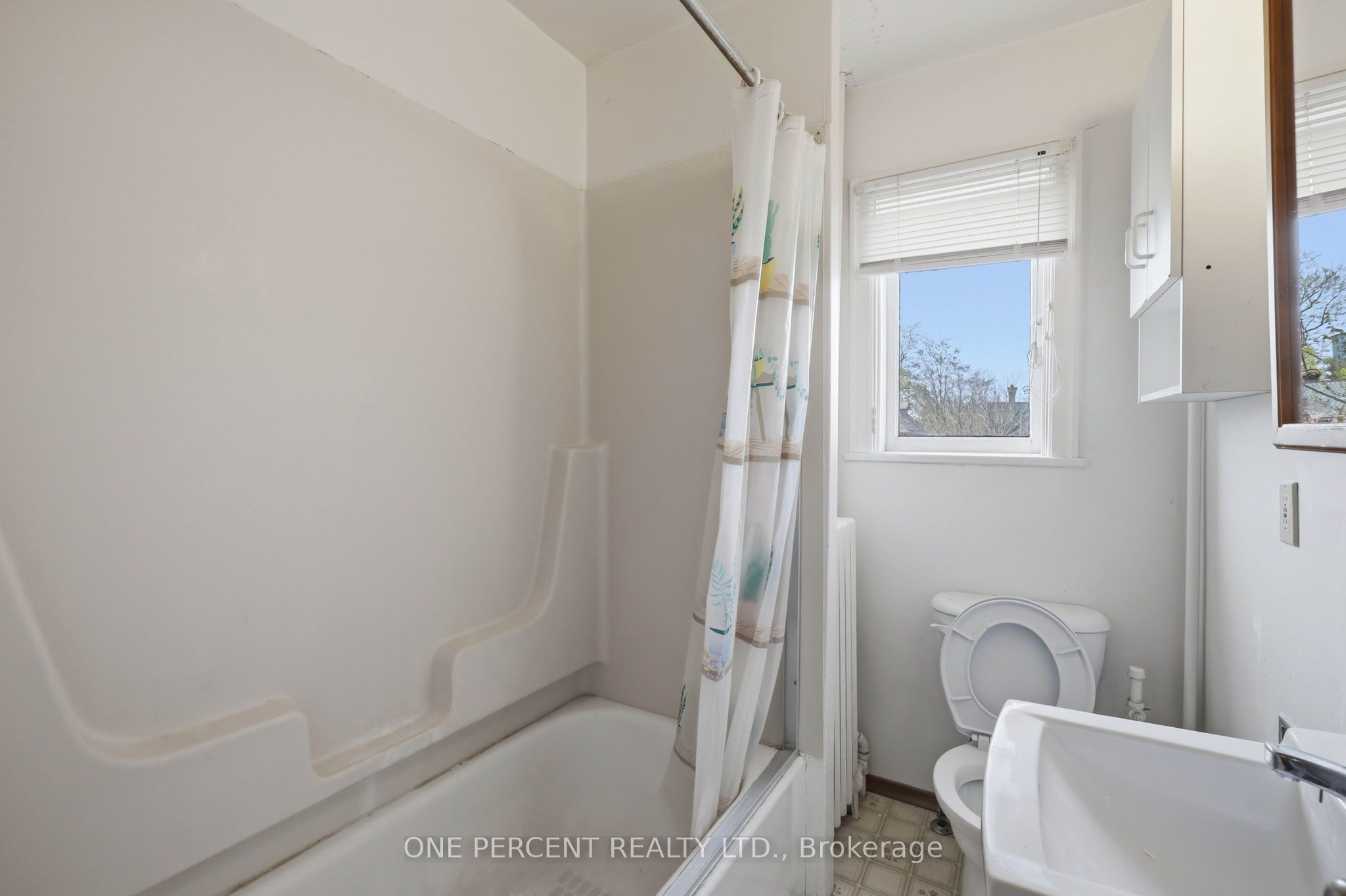 305 Central Avenue Property Photo 17