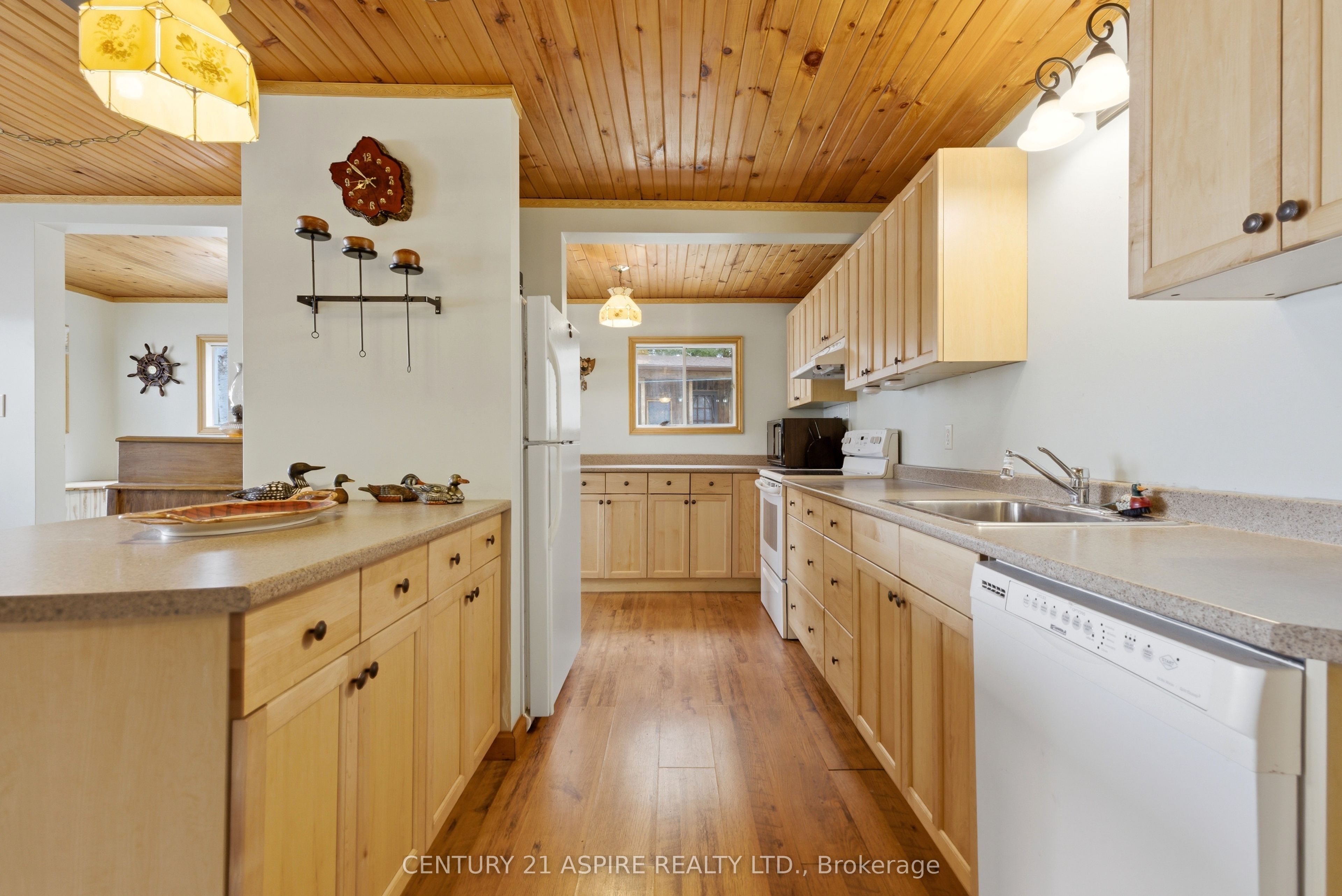 1023 Perry Point Lane Property Photo 10