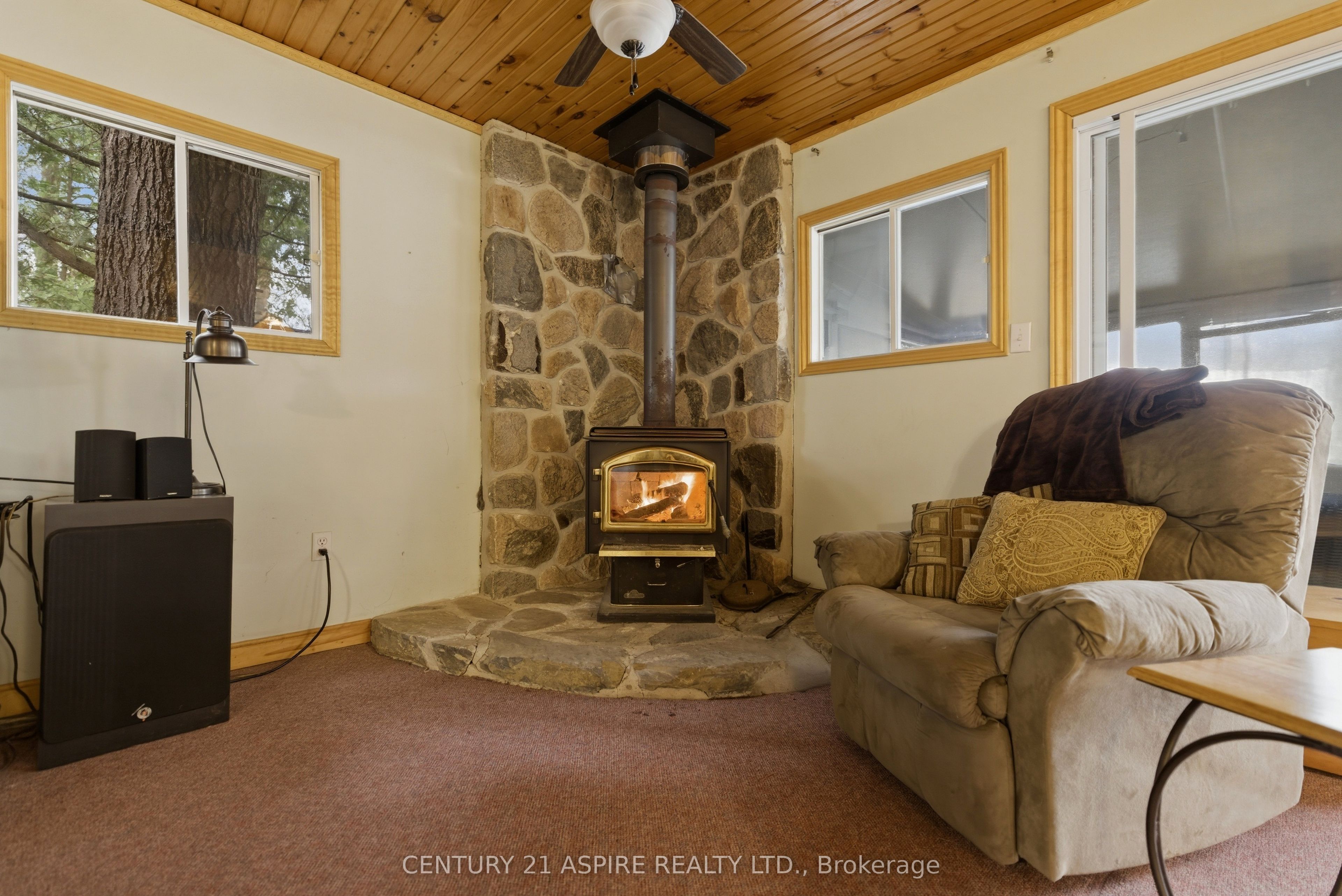 1023 Perry Point Lane Property Photo 14