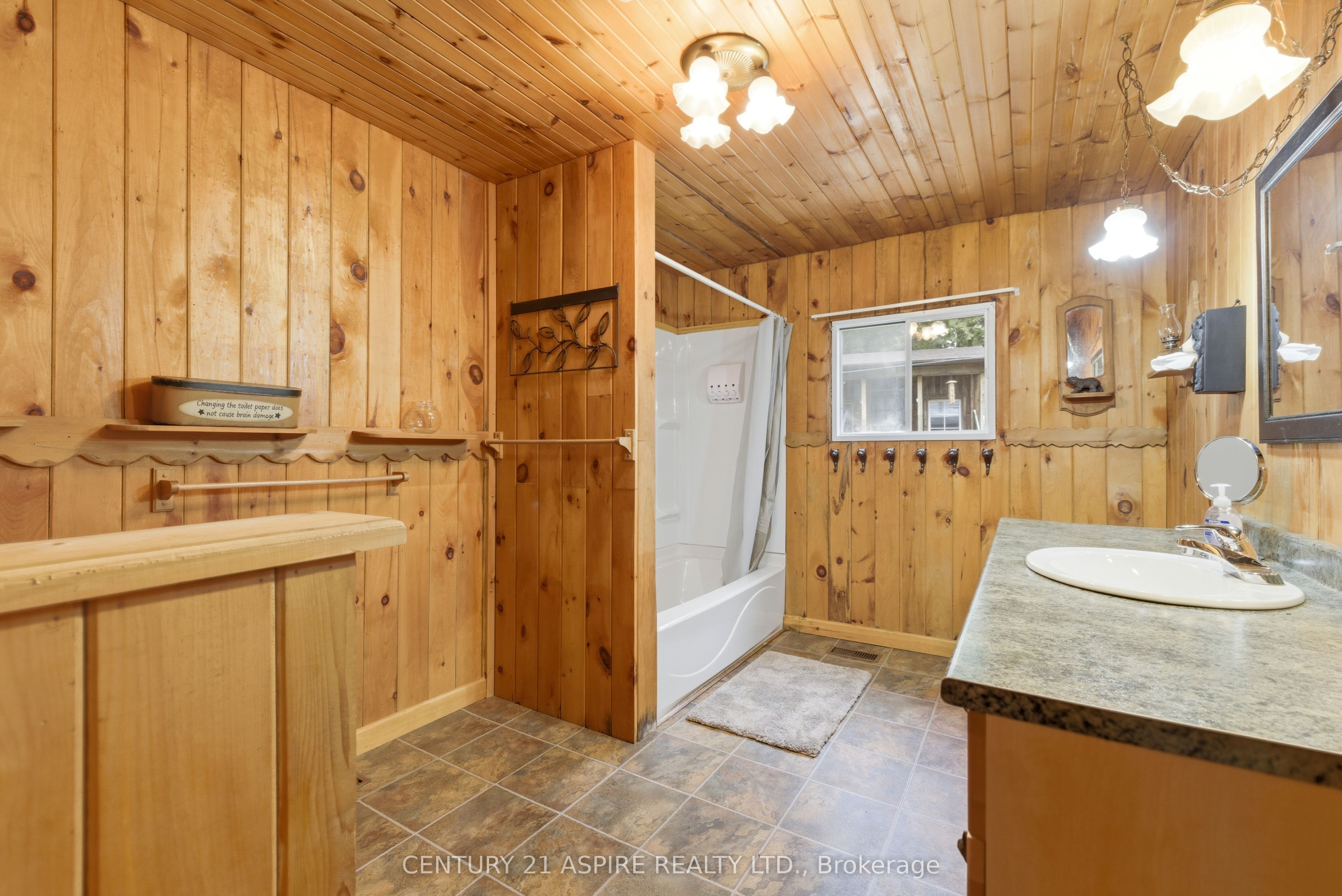 1023 Perry Point Lane Property Photo 19