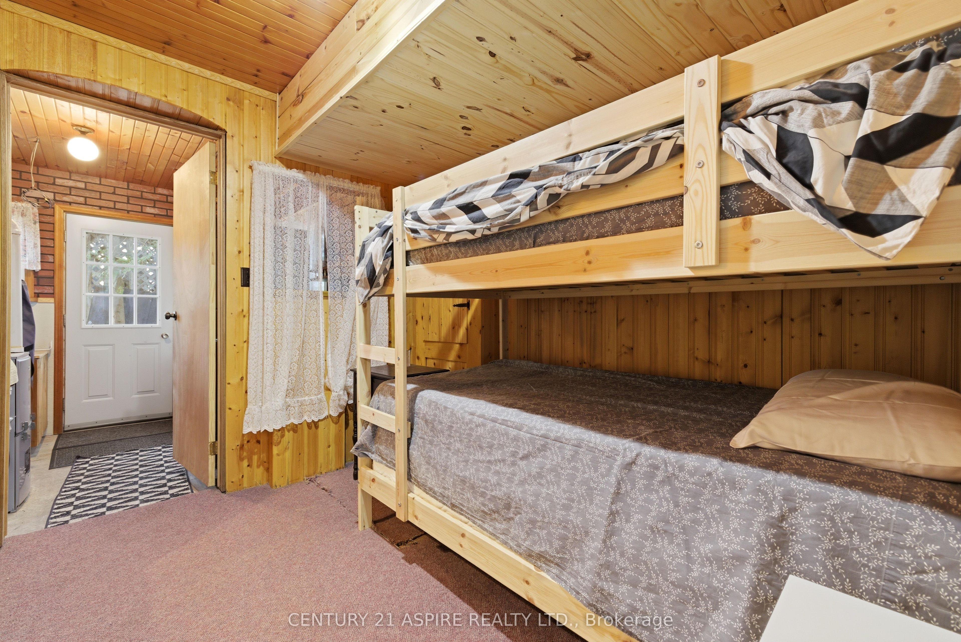1023 Perry Point Lane Property Photo 21