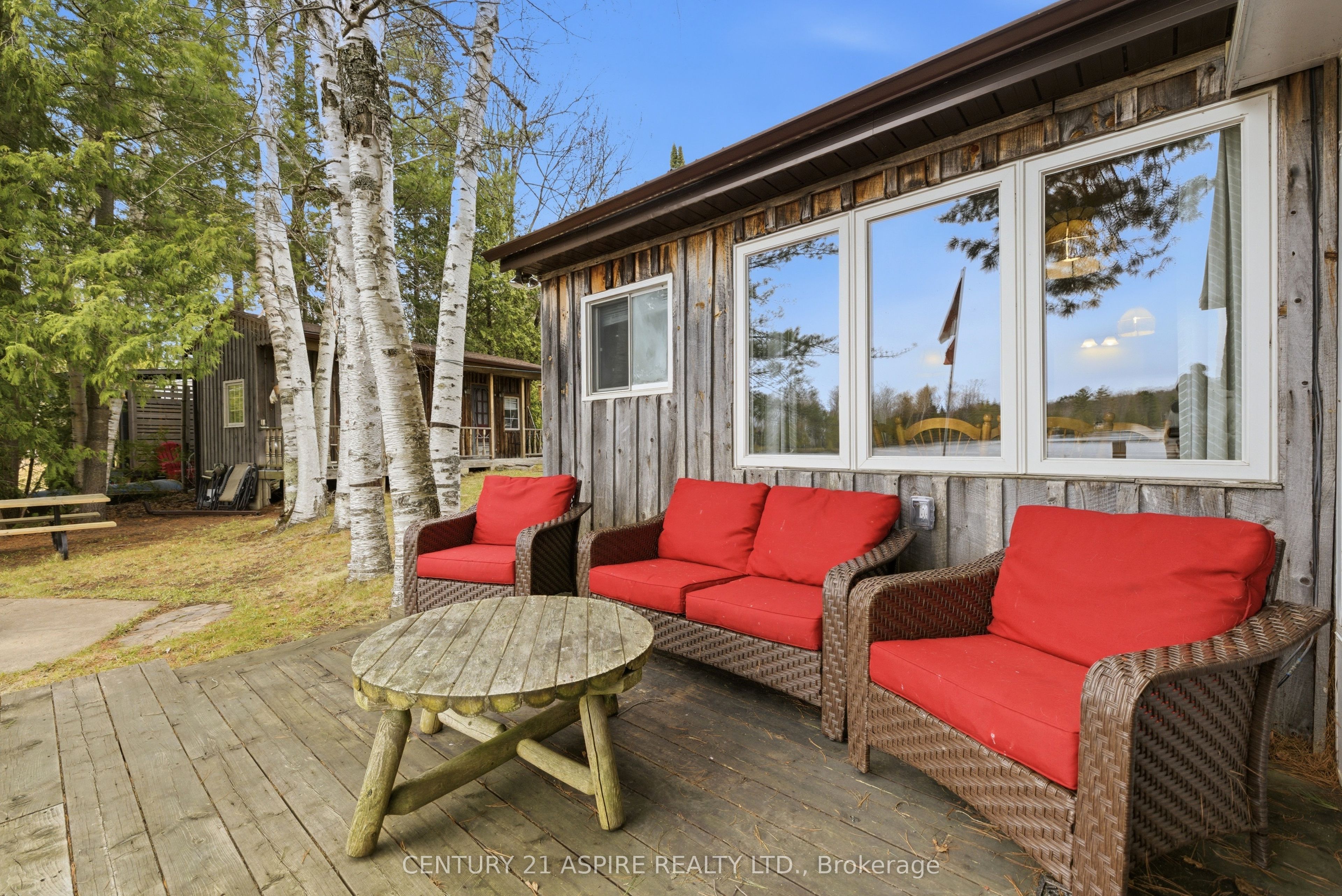 1023 Perry Point Lane Property Photo 30